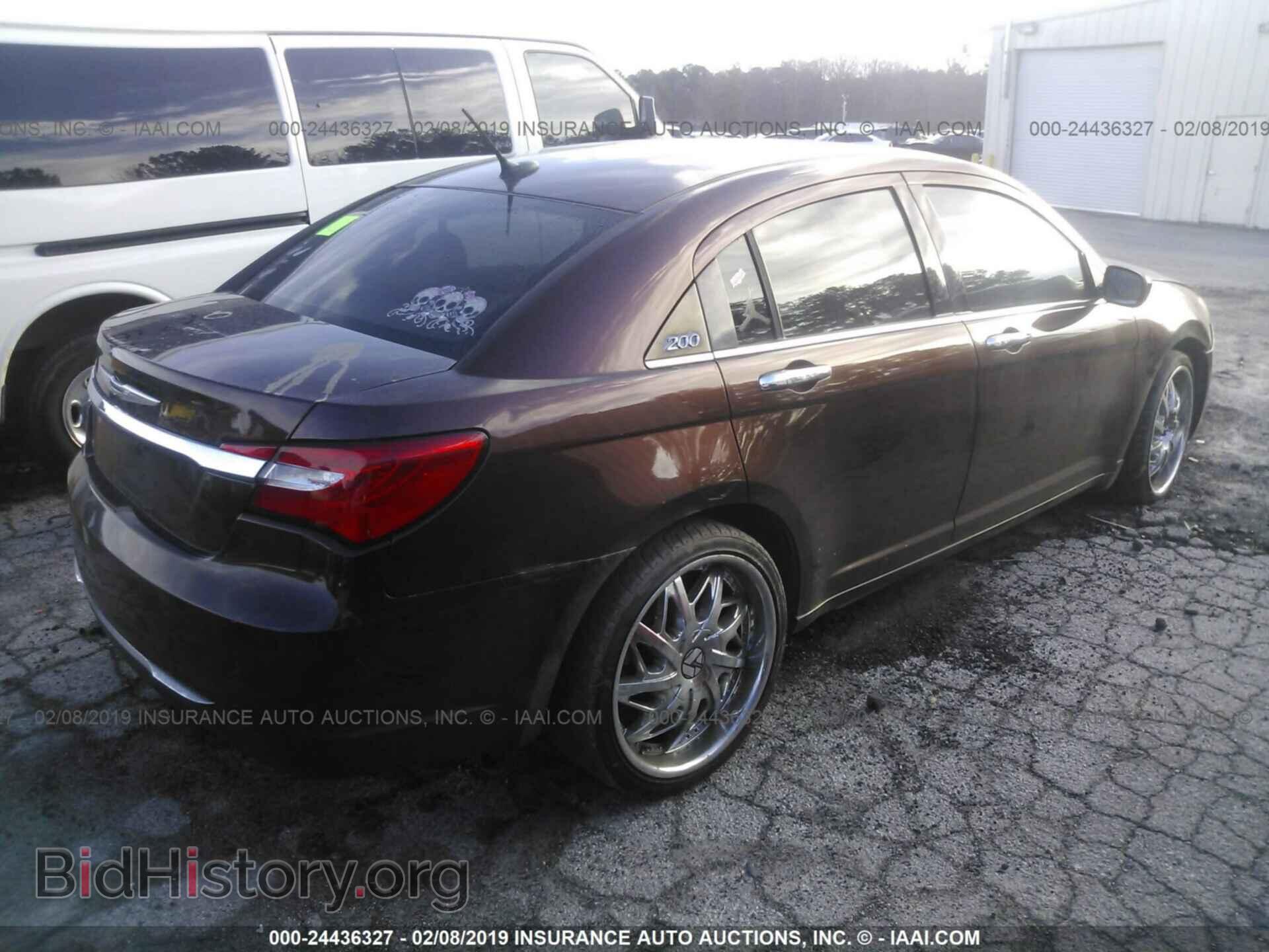 2012 CHRYSLER 200 - VIN: 1C3CCBCG2CN303818 - Фото 4