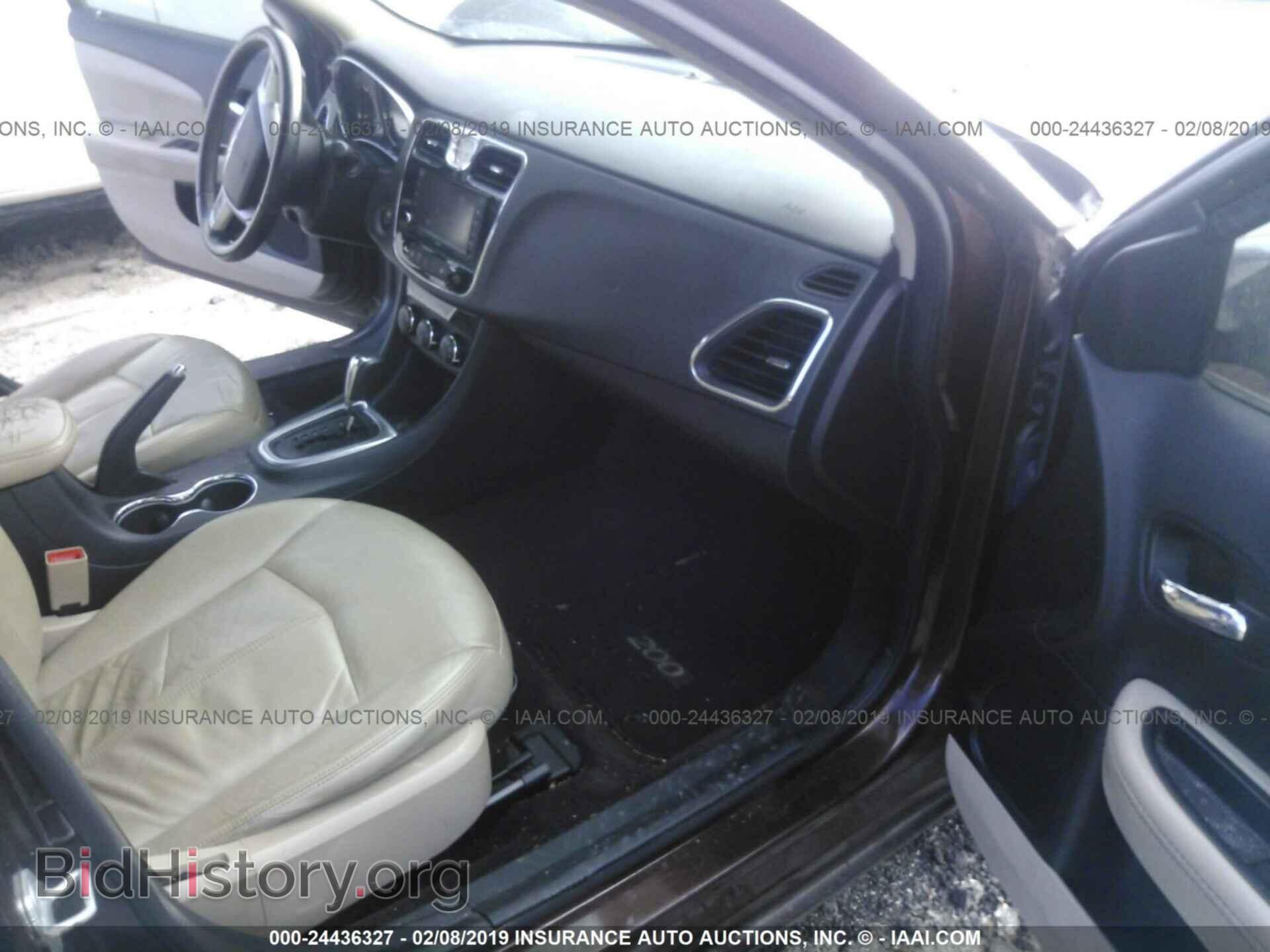 2012 CHRYSLER 200 - VIN: 1C3CCBCG2CN303818 - Фото 5