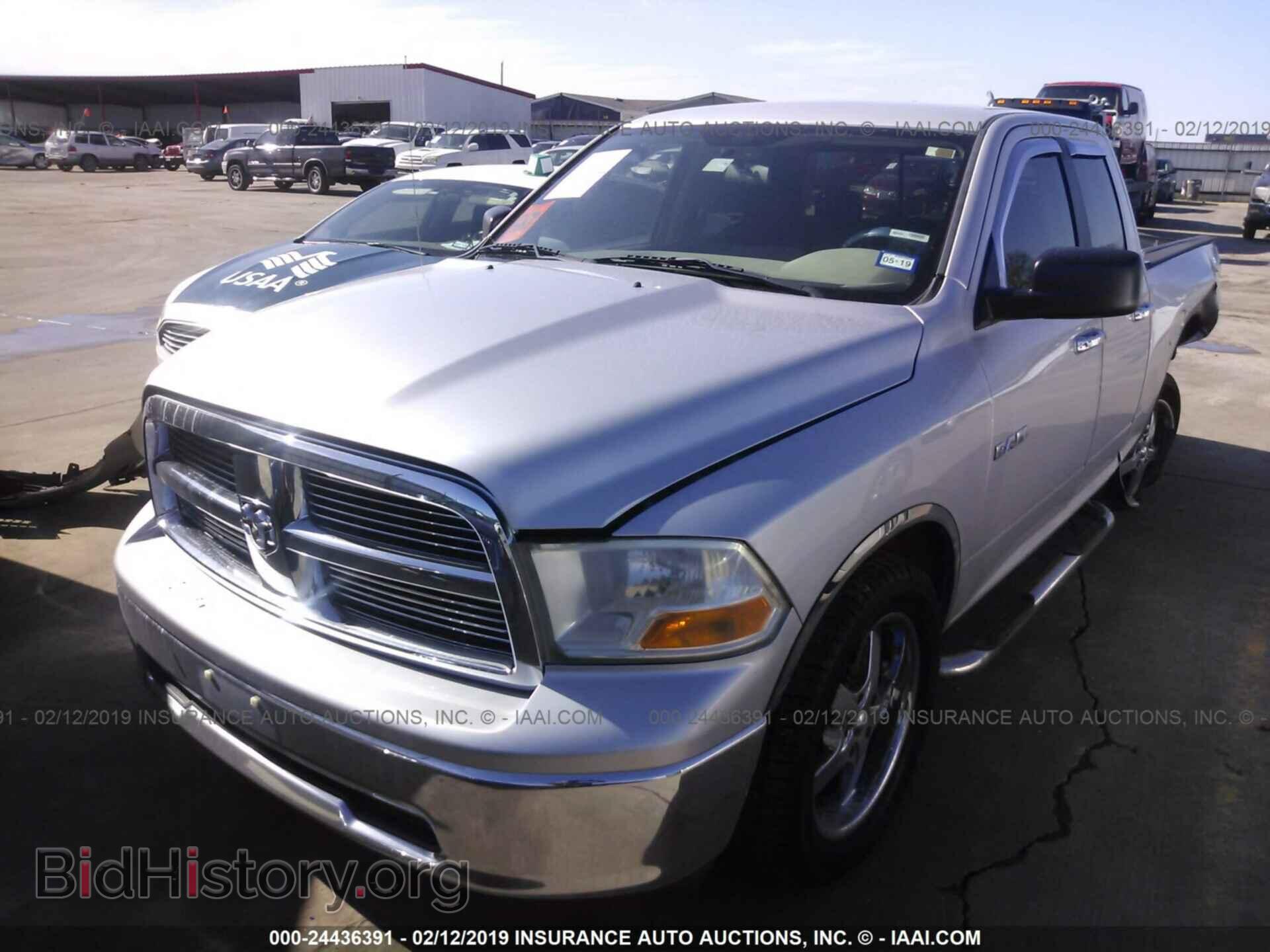 2010 DODGE RAM 1500 - VIN: 1D7RB1GP6AS181529 - Фото 2