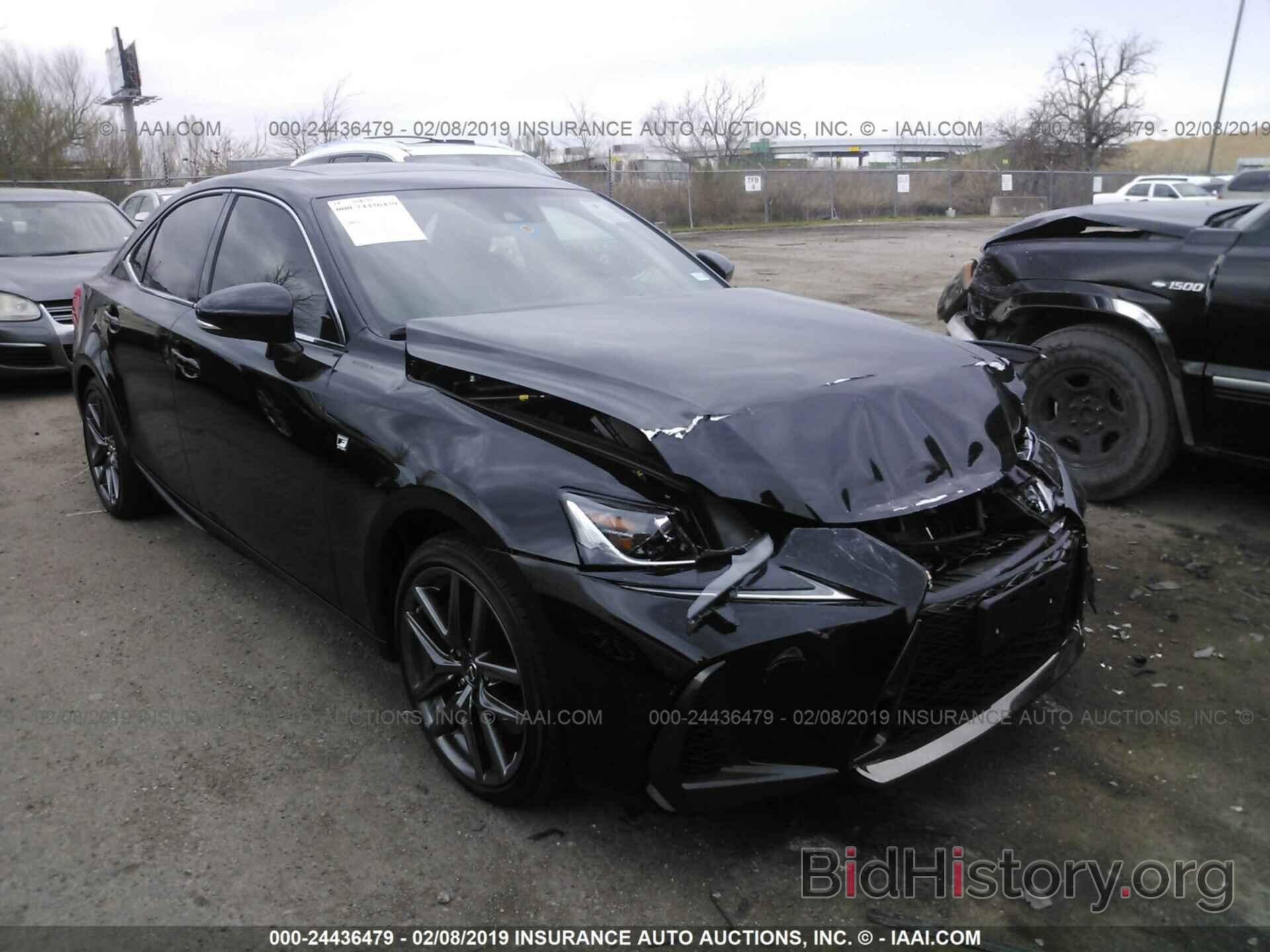 Photo JTHBA1D22J5084008 - LEXUS IS 2018