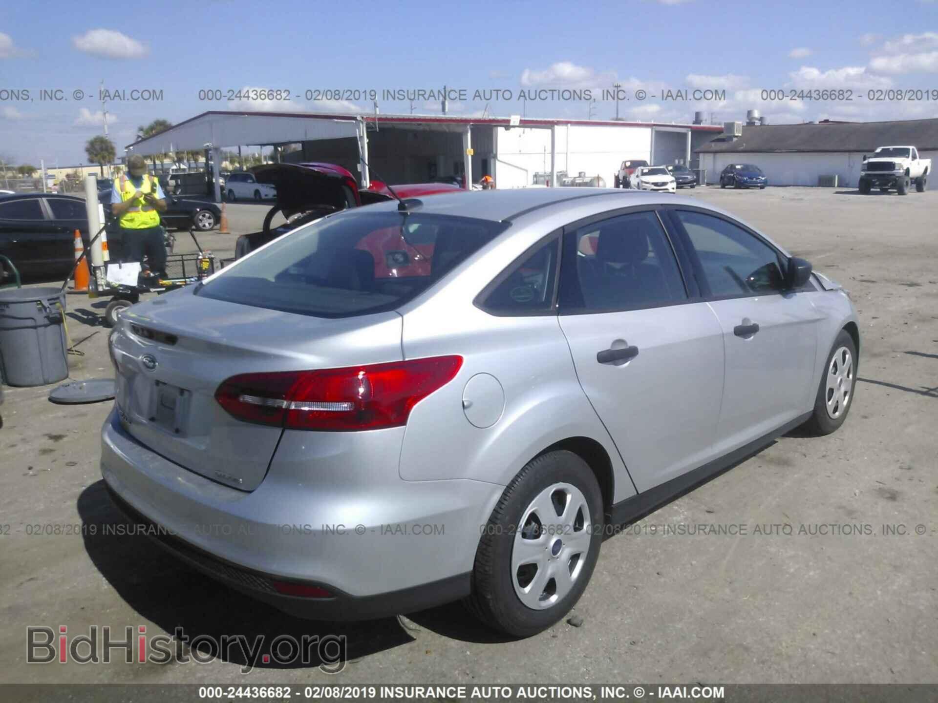 2016 FORD FOCUS - VIN: 1FADP3E24GL342994 - Photo 4