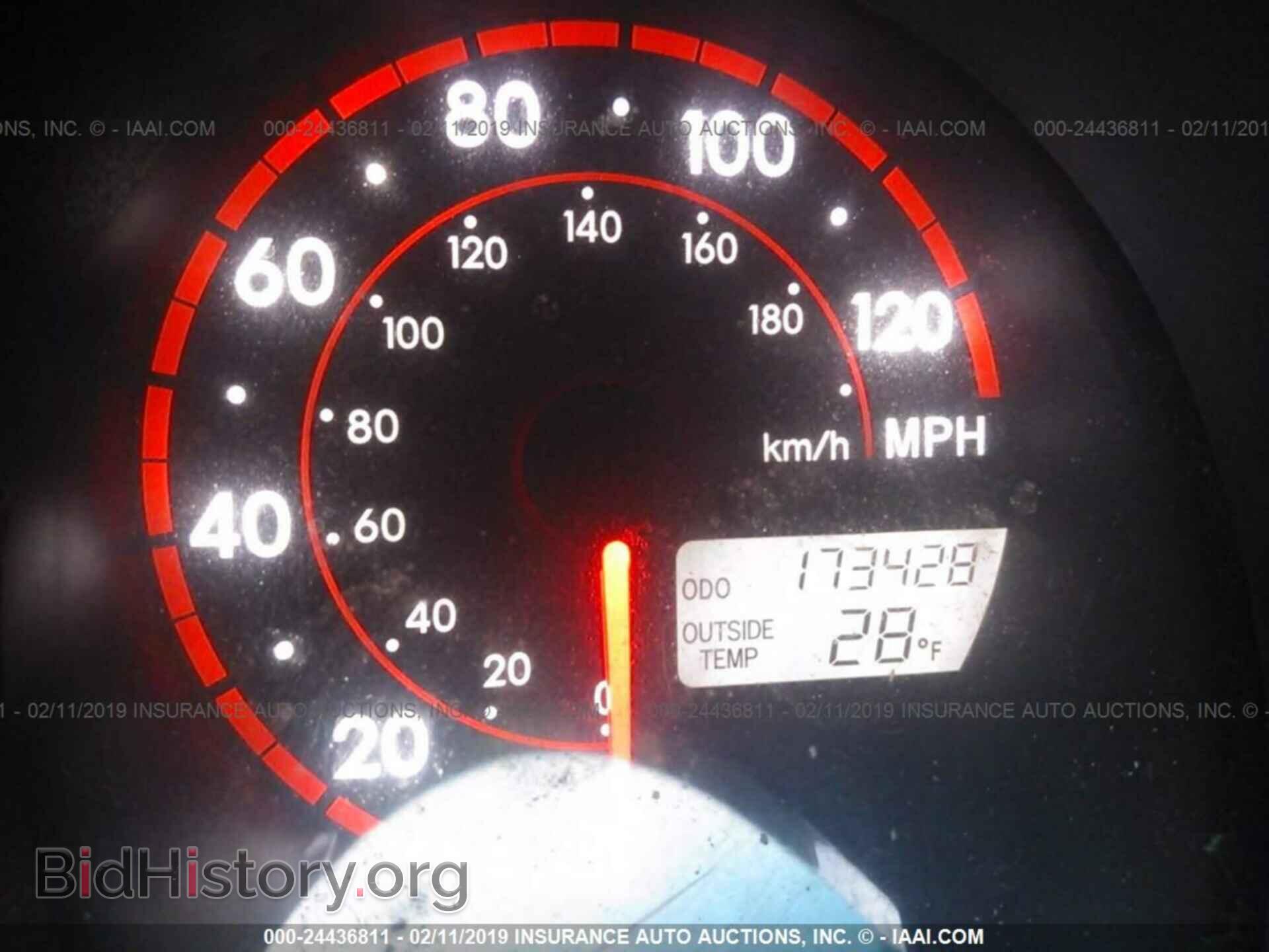 2005 TOYOTA COROLLA MATRIX - VIN: 2T1KR32E45C454743 - Фото 7