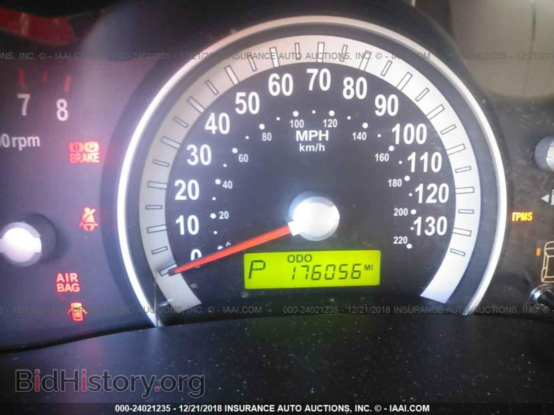 2007 HYUNDAI ENTOURAGE - VIN: KNDMC233576038468 - Фото 7