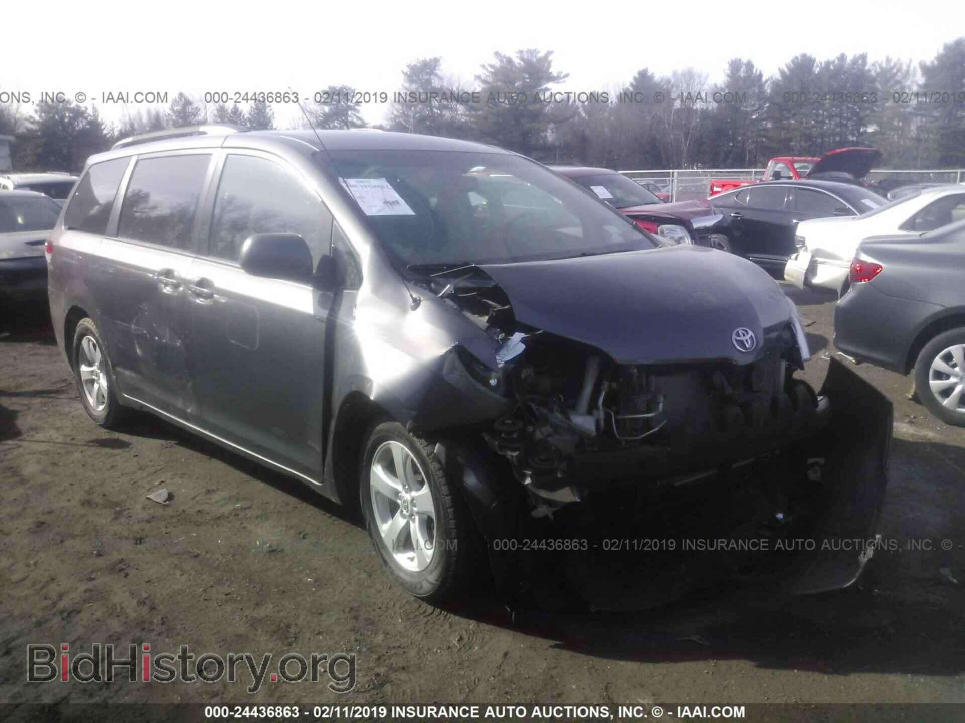 Фотография 5TDKK3DC9CS255417 - TOYOTA SIENNA 2012