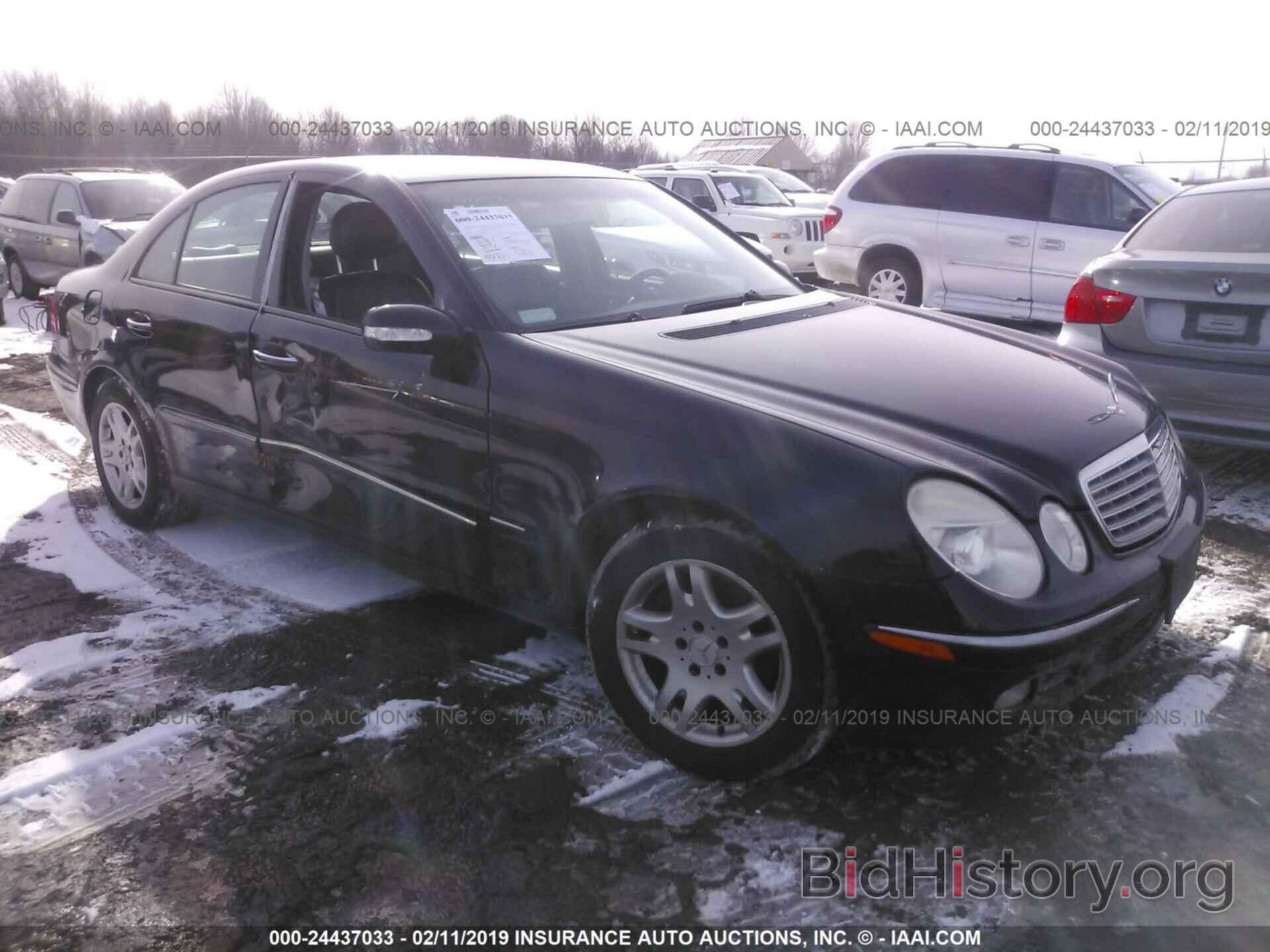 Photo WDBUF82J24X122469 - MERCEDES-BENZ E 2004