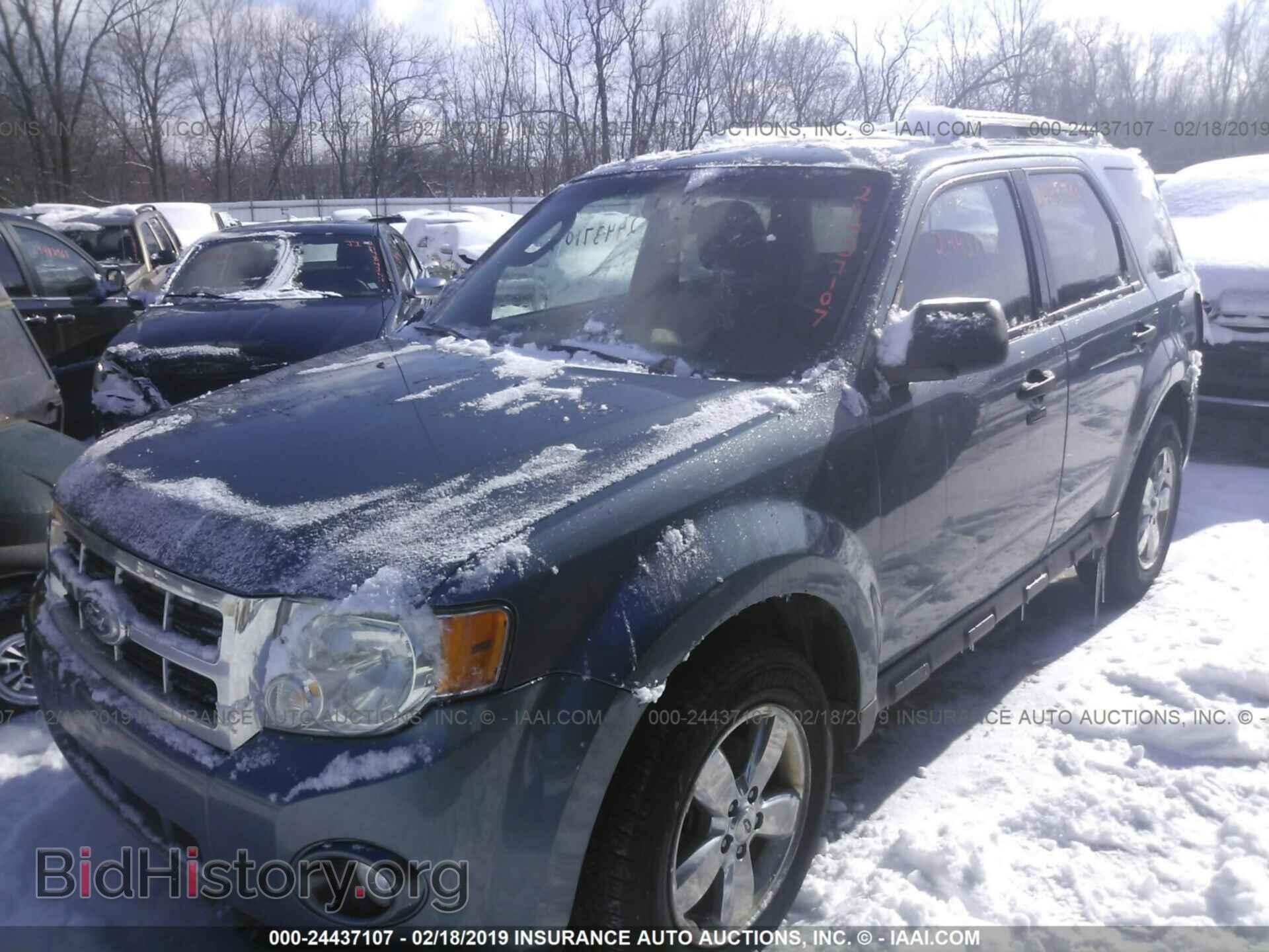 2011 FORD ESCAPE - VIN: 1FMCU0D74BKA55210 - Фото 2