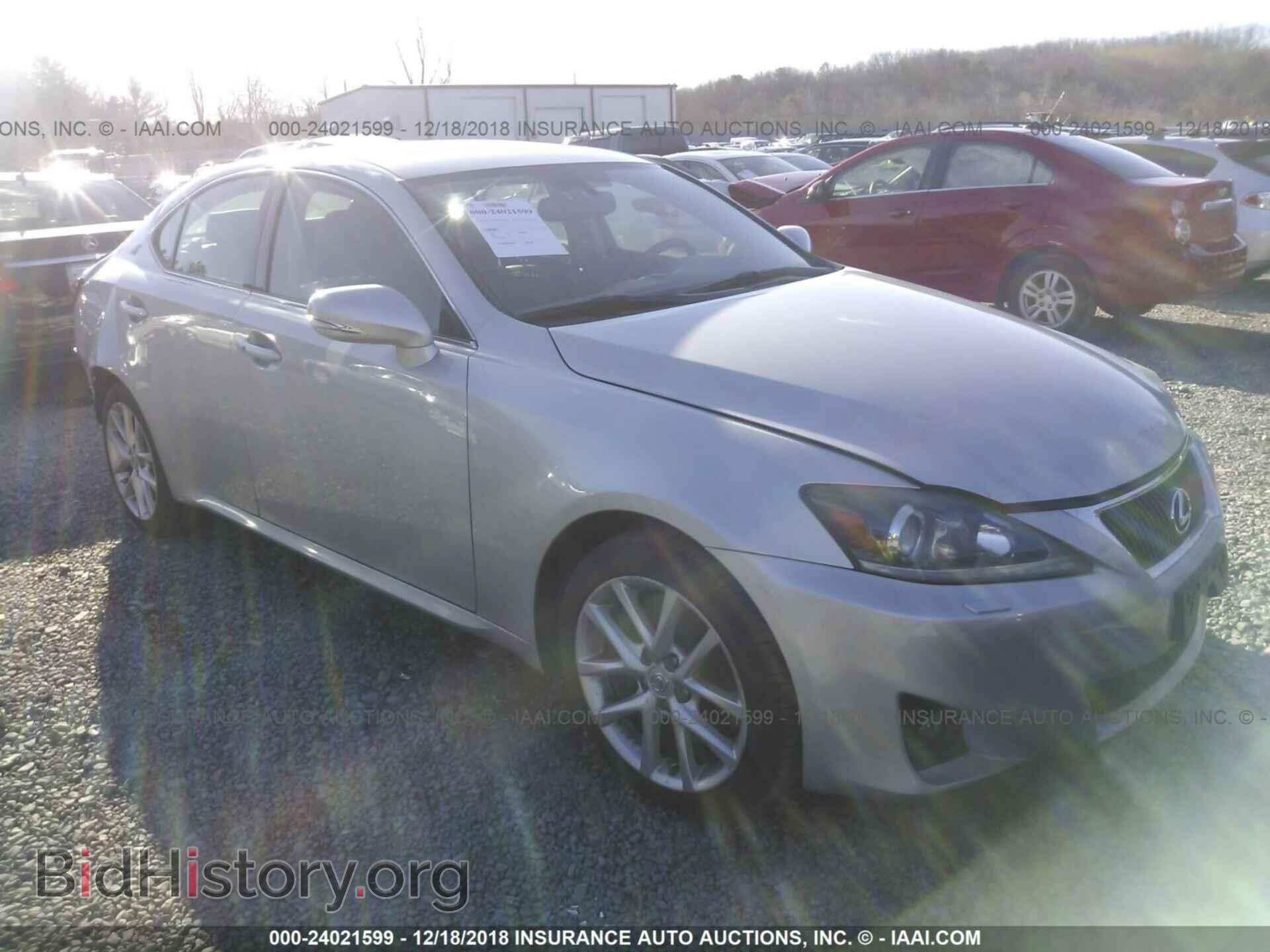 Фотография JTHCE5C26B5000999 - LEXUS IS 2011