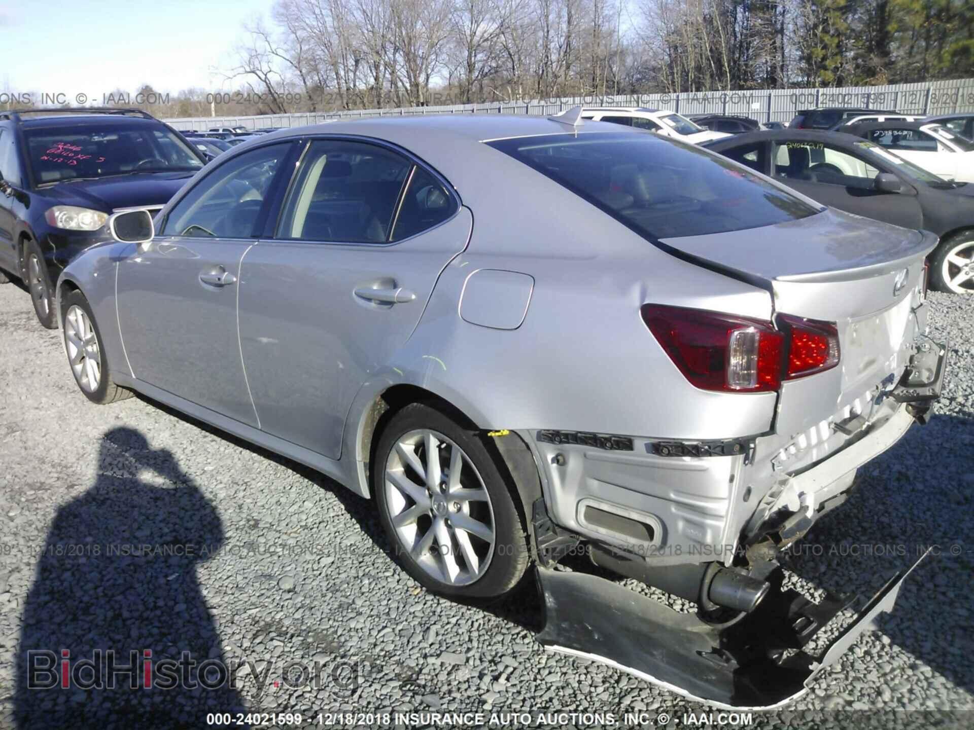 2011 LEXUS IS - VIN: JTHCE5C26B5000999 - Фото 3