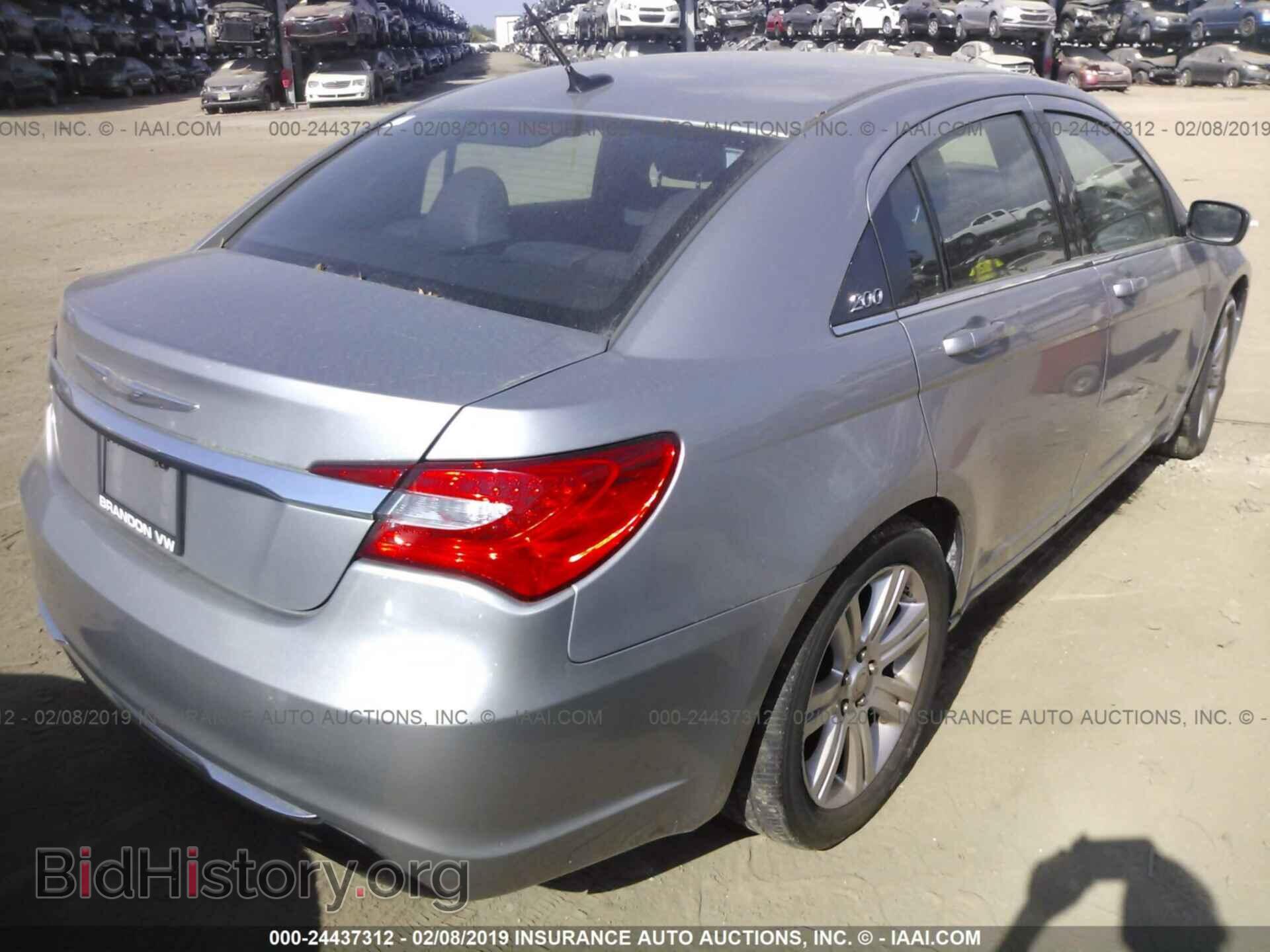 2013 CHRYSLER 200 - VIN: 1C3CCBAB9DN763714 - Фото 4