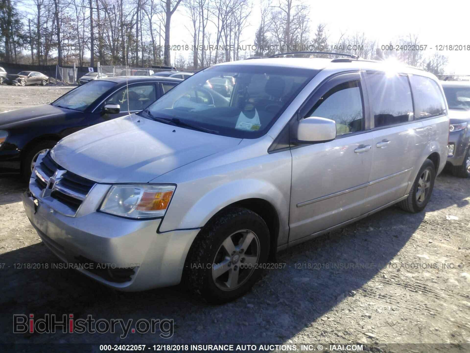 2010 DODGE GRAND CARAVAN - VIN: 2D4RN5D18AR487841 - Фото 2