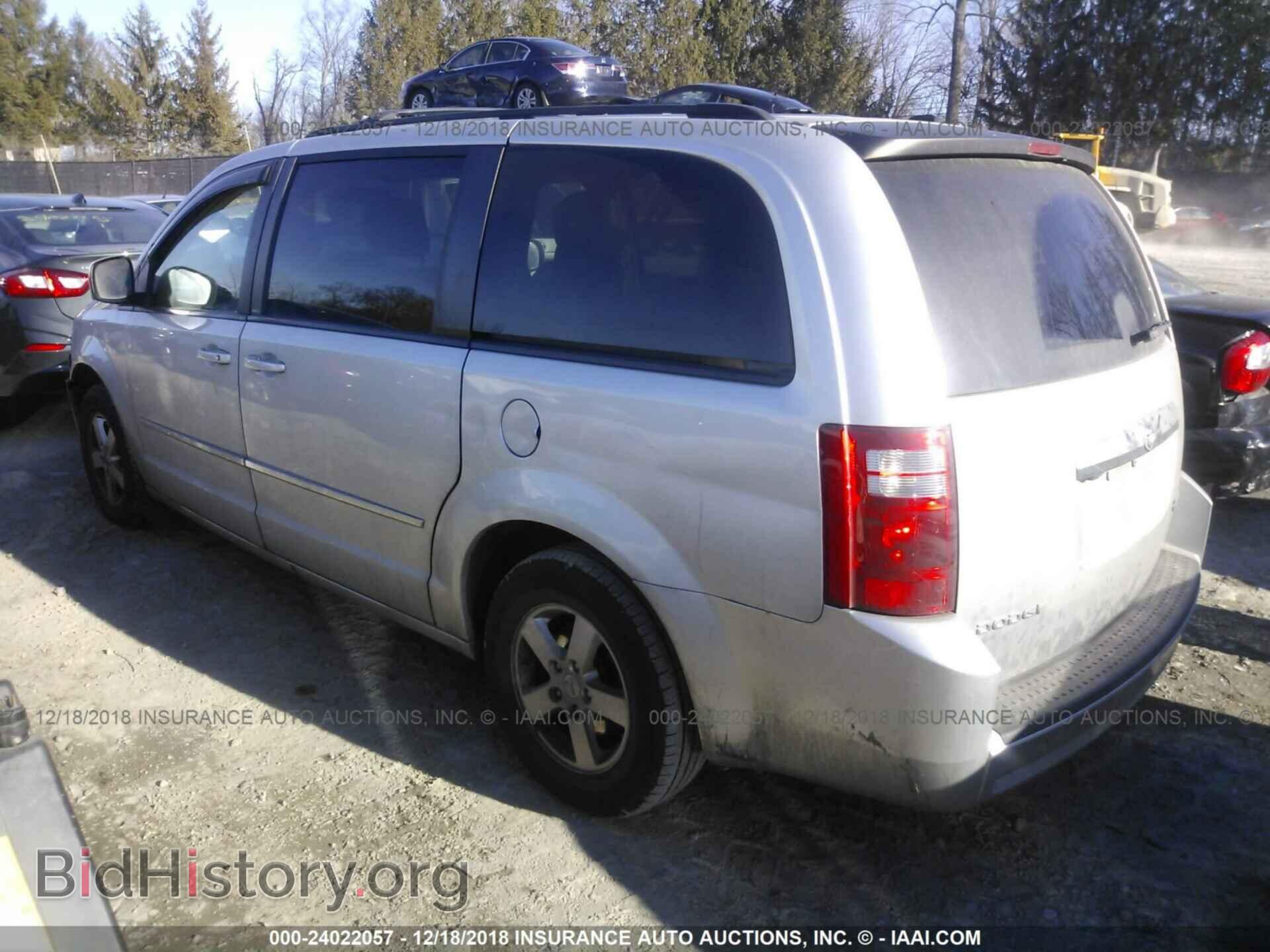 2010 DODGE GRAND CARAVAN - VIN: 2D4RN5D18AR487841 - Фото 3
