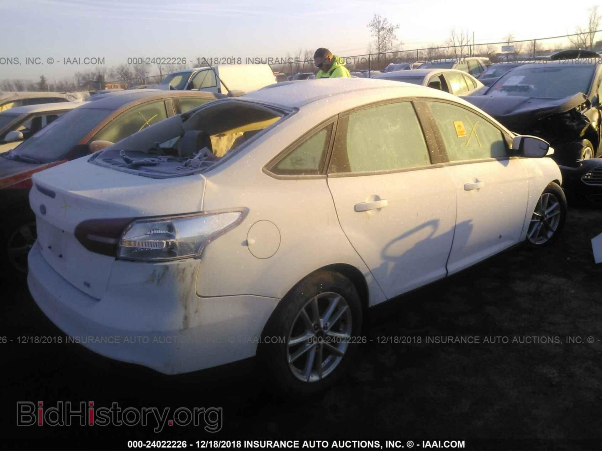 2017 FORD FOCUS - VIN: 1FADP3F24HL237808 - Фото 4