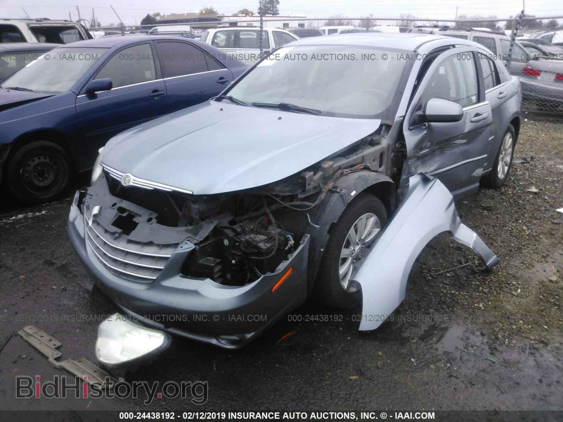 2010 CHRYSLER SEBRING - VIN: 1C3CC5FD6AN183506 - Фото 6
