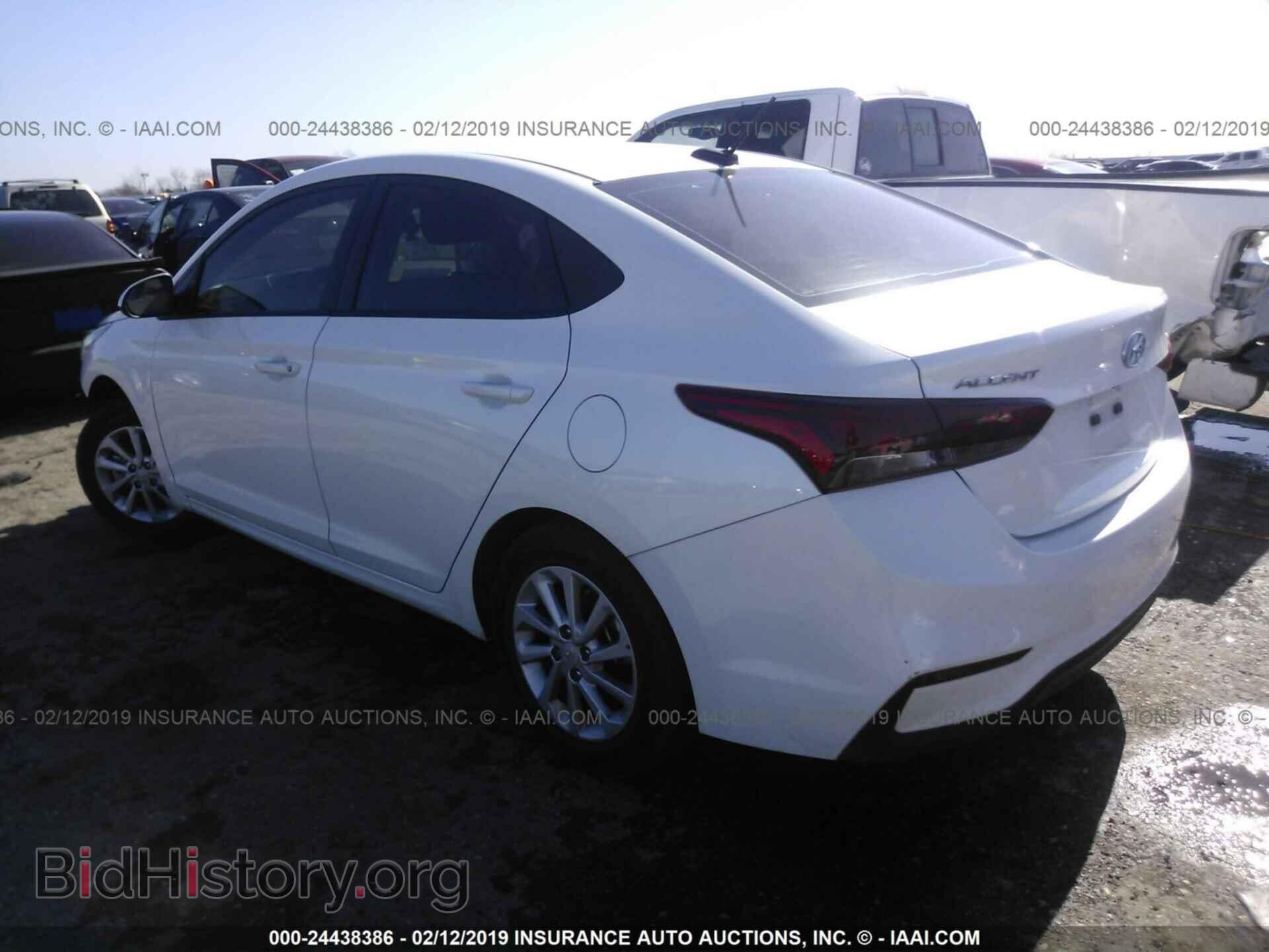 2018 HYUNDAI ACCENT - VIN: 3KPC24A38JE026507 - Фото 3
