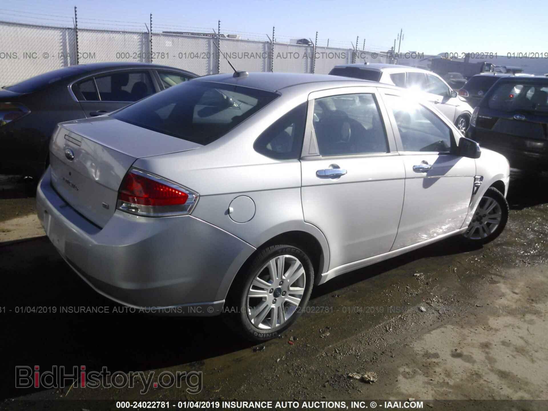 2008 FORD FOCUS - VIN: 1FAHP35N58W285782 - Фото 4