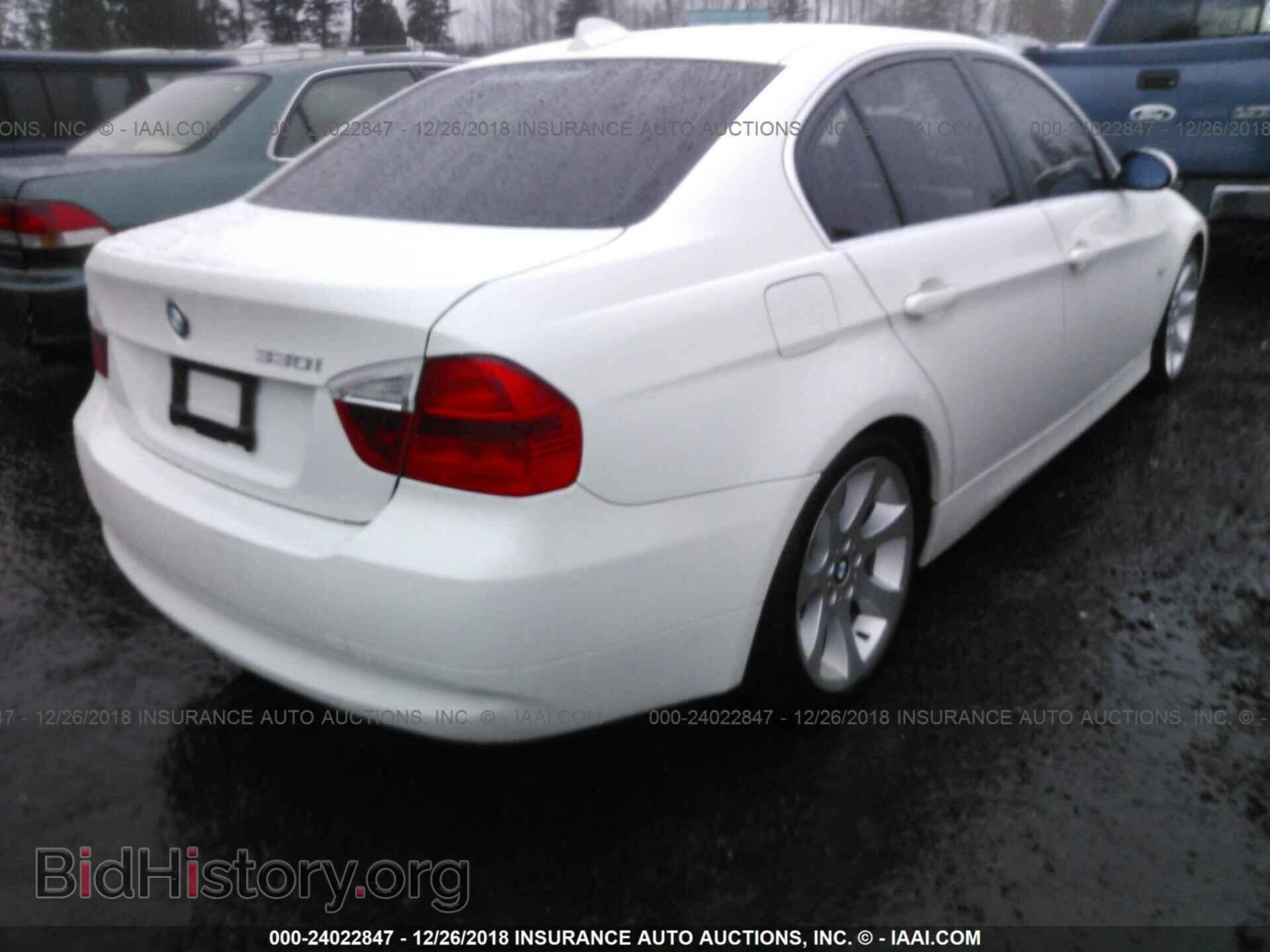 2006 BMW 330 - VIN: WBAVB33576KR81995 - Фото 4