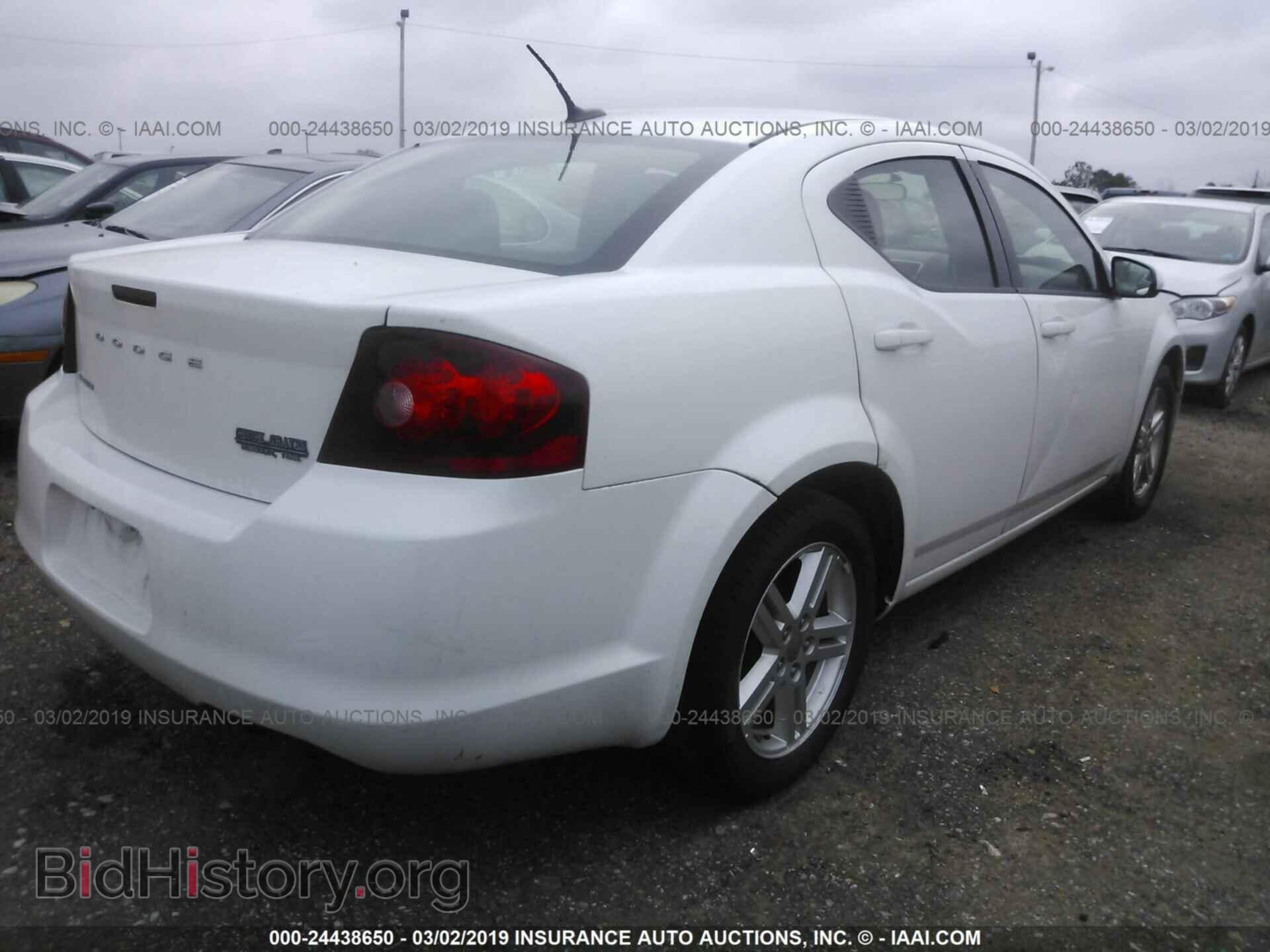 2011 DODGE AVENGER - VIN: 1B3BD1FB8BN555846 - Photo 4