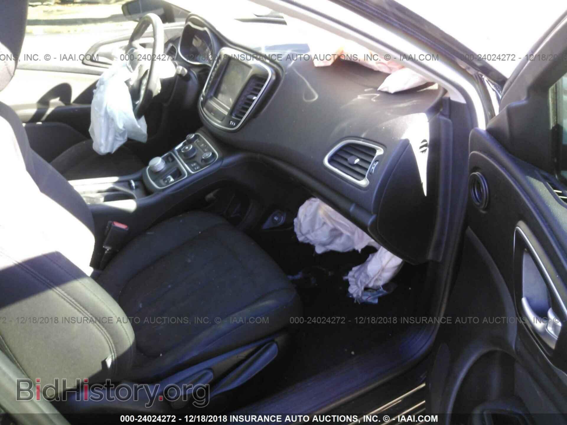 2016 CHRYSLER 200 - VIN: 1C3CCCAB5GN137359 - Фото 5