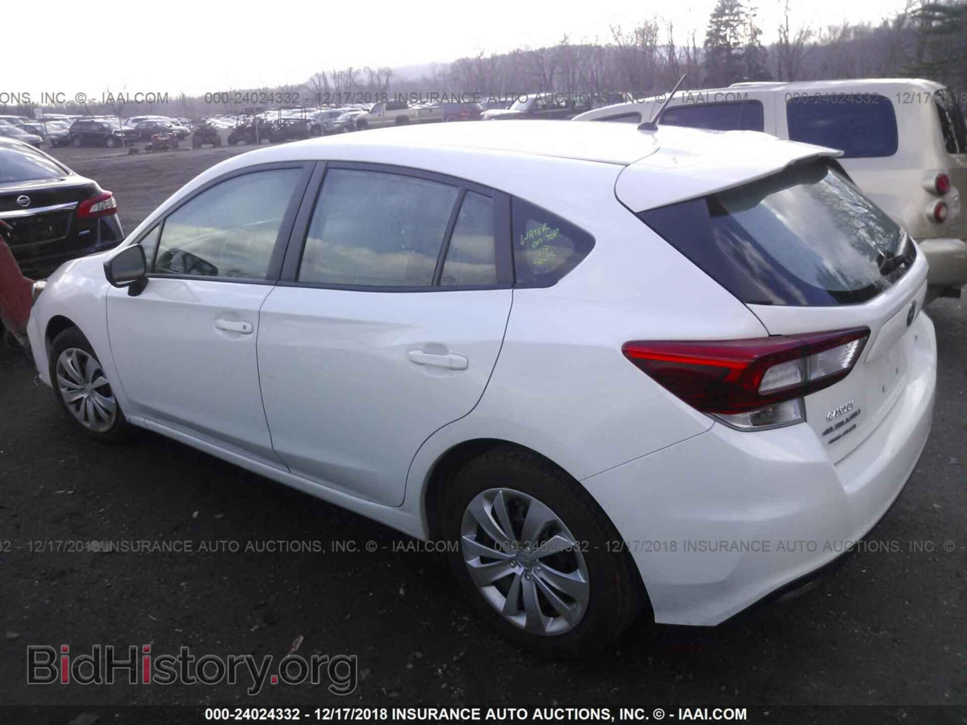2018 SUBARU IMPREZA - VIN: 4S3GTAA61J3733544 - Фото 3
