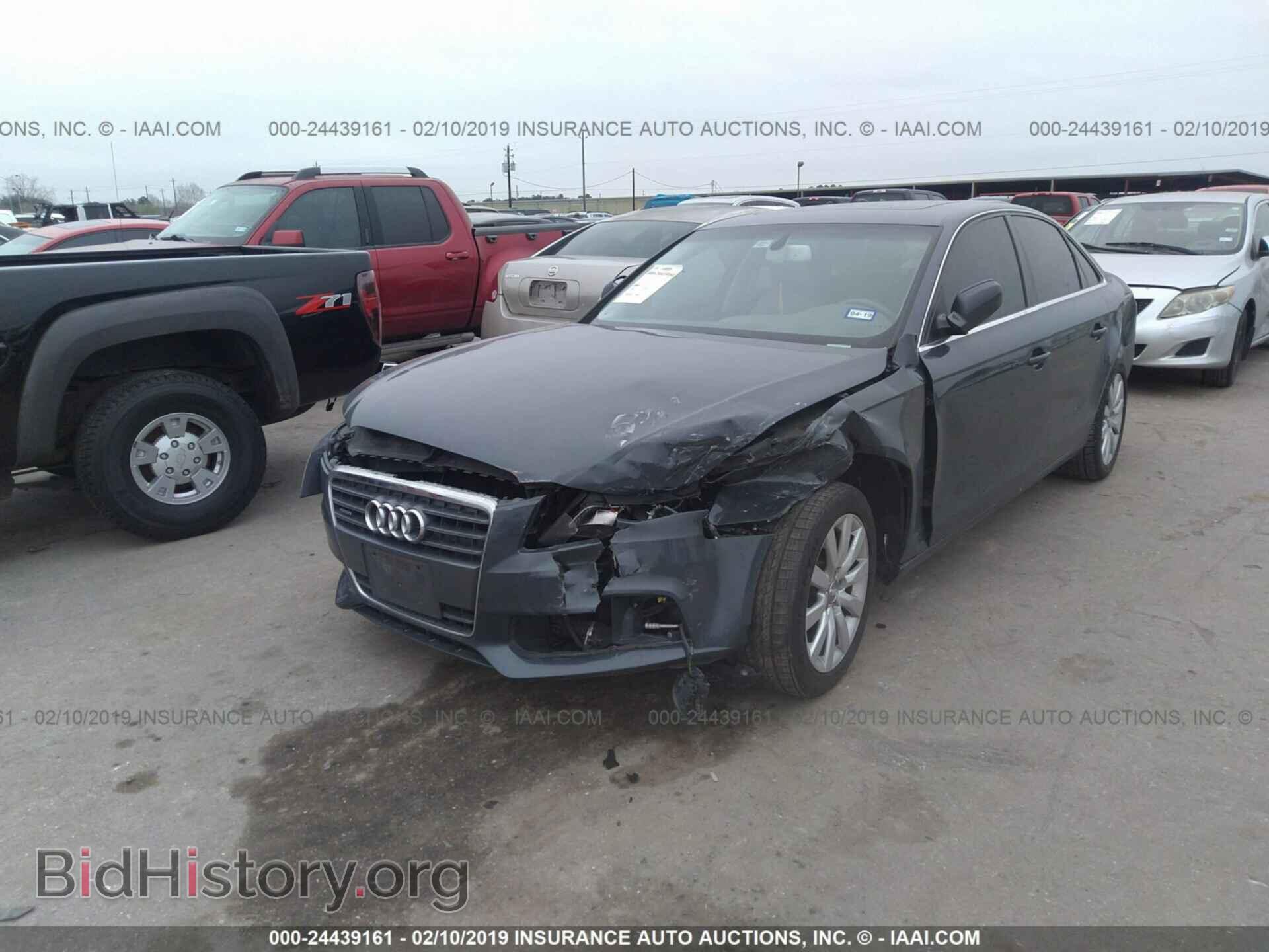 2011 AUDI A4 - VIN: WAUFFAFL0BN025208 - Фото 2