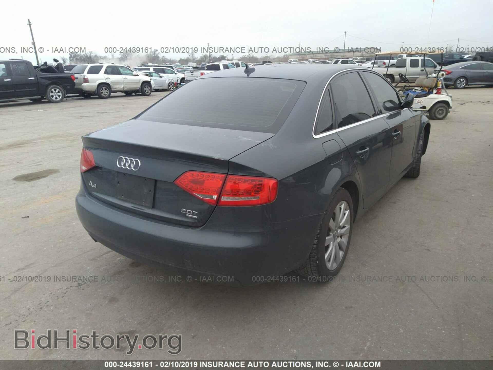 2011 AUDI A4 - VIN: WAUFFAFL0BN025208 - Фото 4
