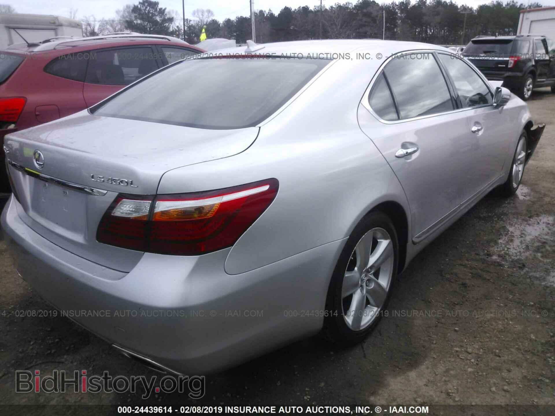 2010 LEXUS LS - VIN: JTHGL5EF7A5040000 - Фото 4