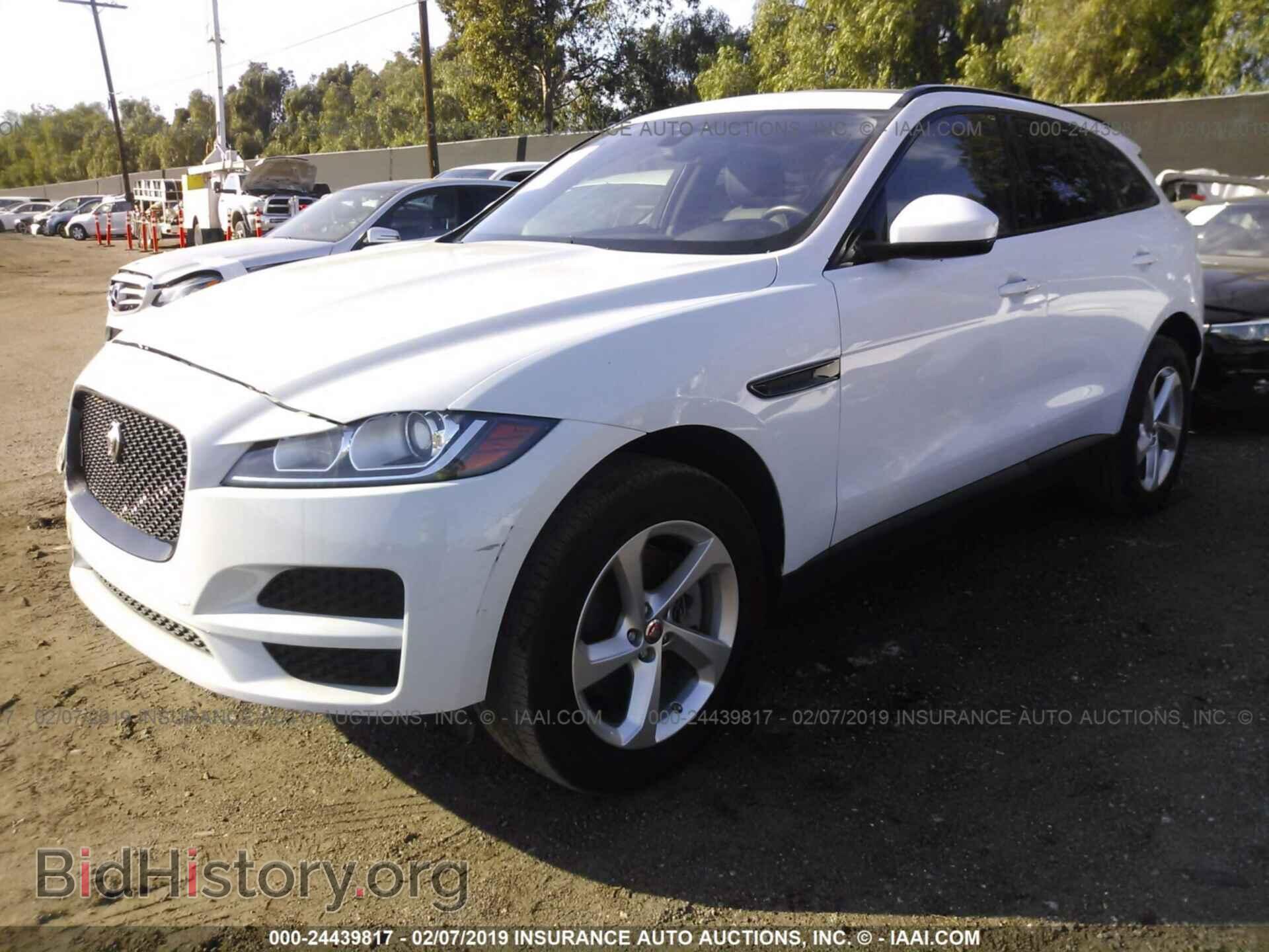 2017 JAGUAR F-PACE - VIN: SADCJ2BVXHA493162 - Photo 2