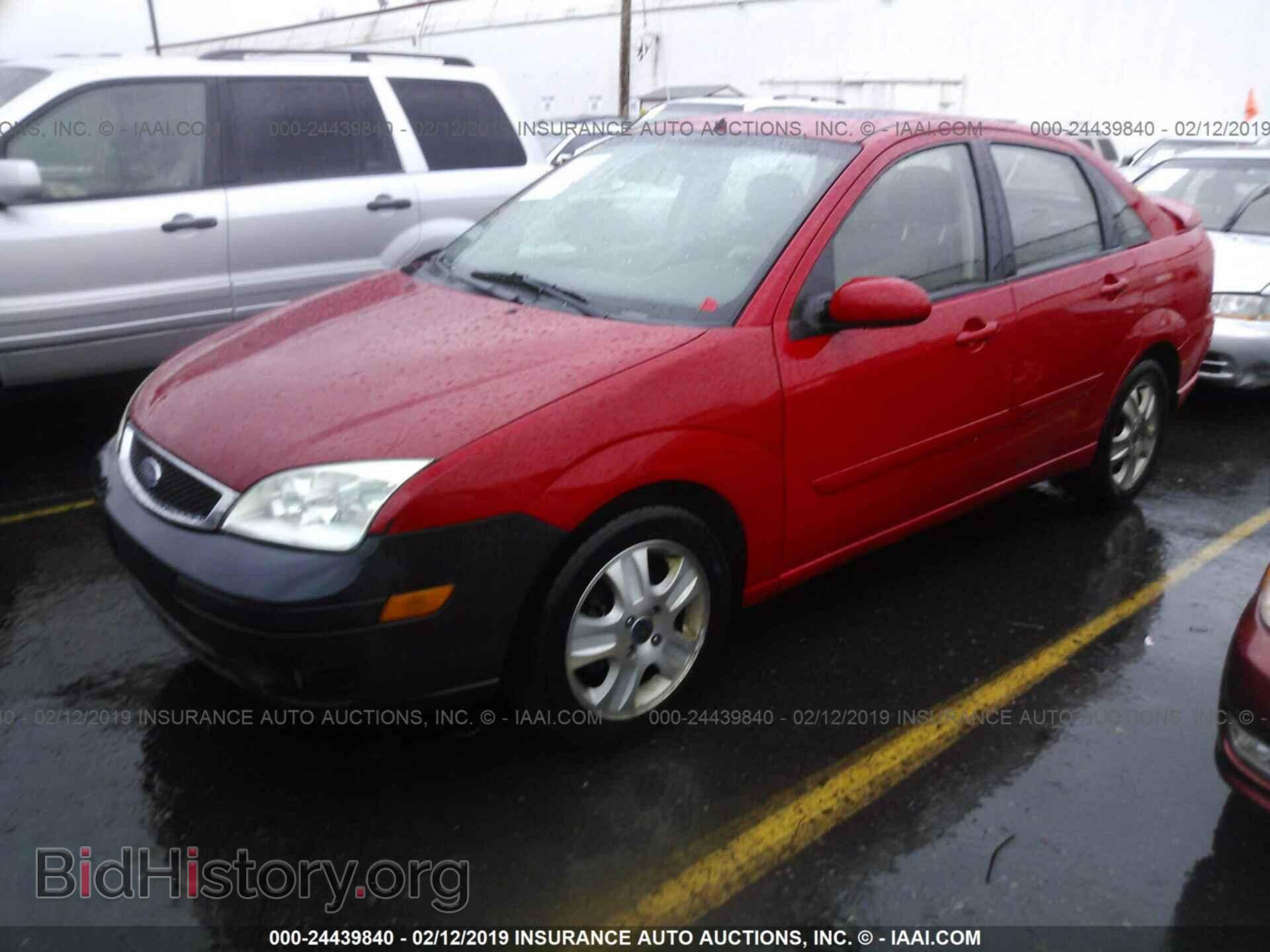 2005 FORD FOCUS - VIN: 1FAFP38Z65W201468 - Фото 2