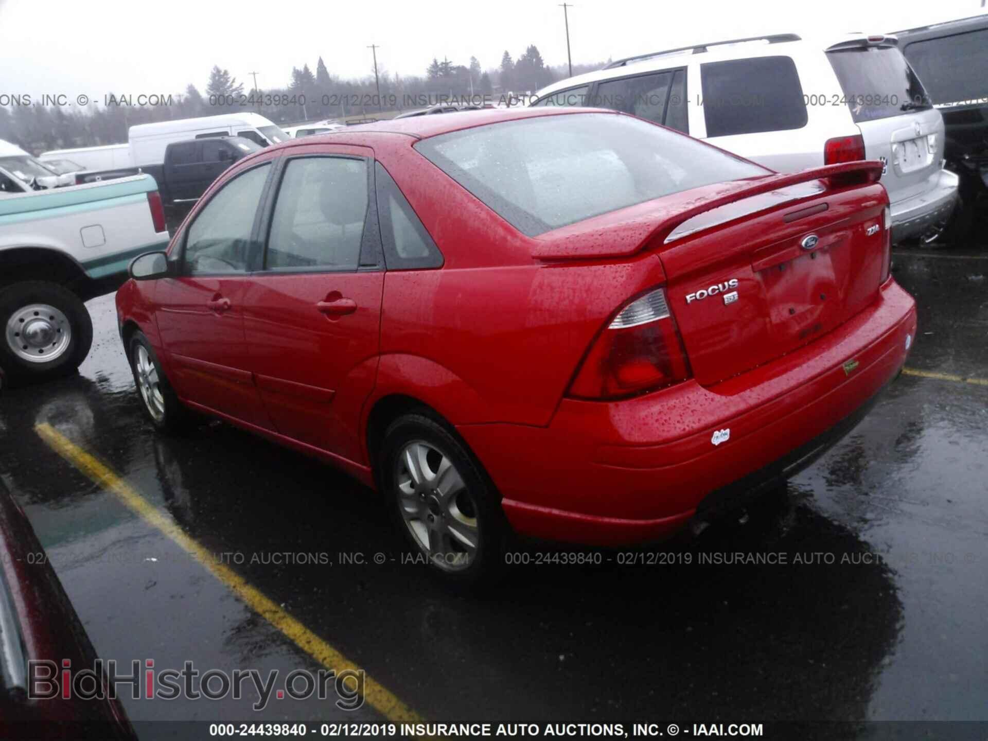 2005 FORD FOCUS - VIN: 1FAFP38Z65W201468 - Фото 3