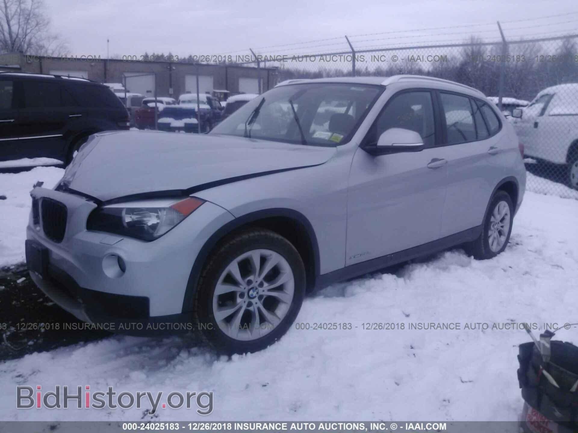 2014 BMW X1 - VIN: WBAVL1C55EVY13058 - Фото 2