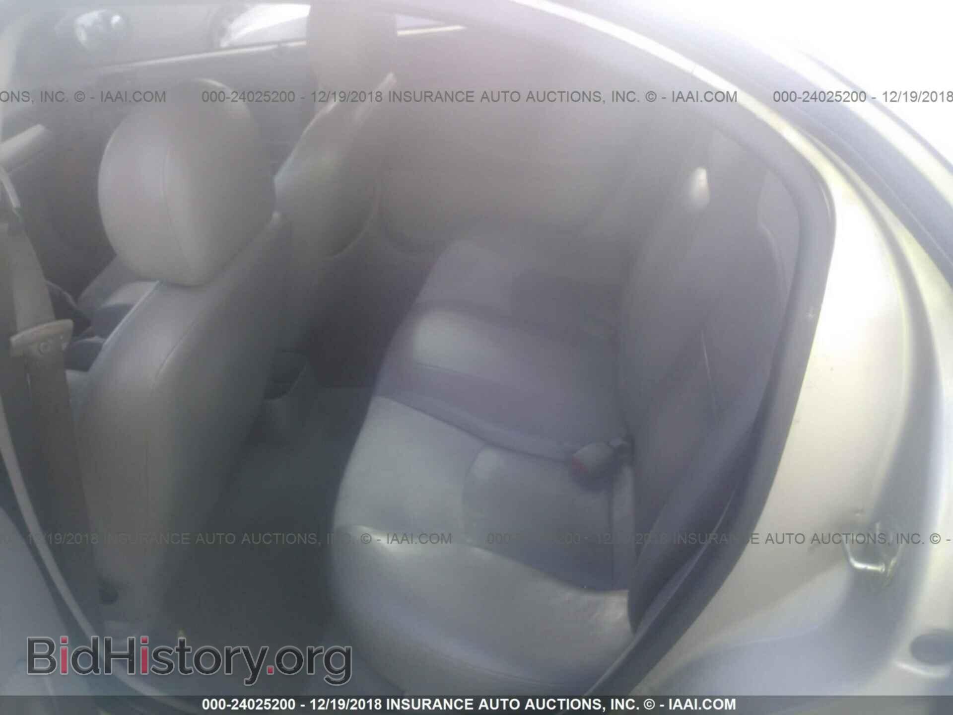 2004 CHRYSLER SEBRING - VIN: 1C3EL56R84N411787 - Фото 8