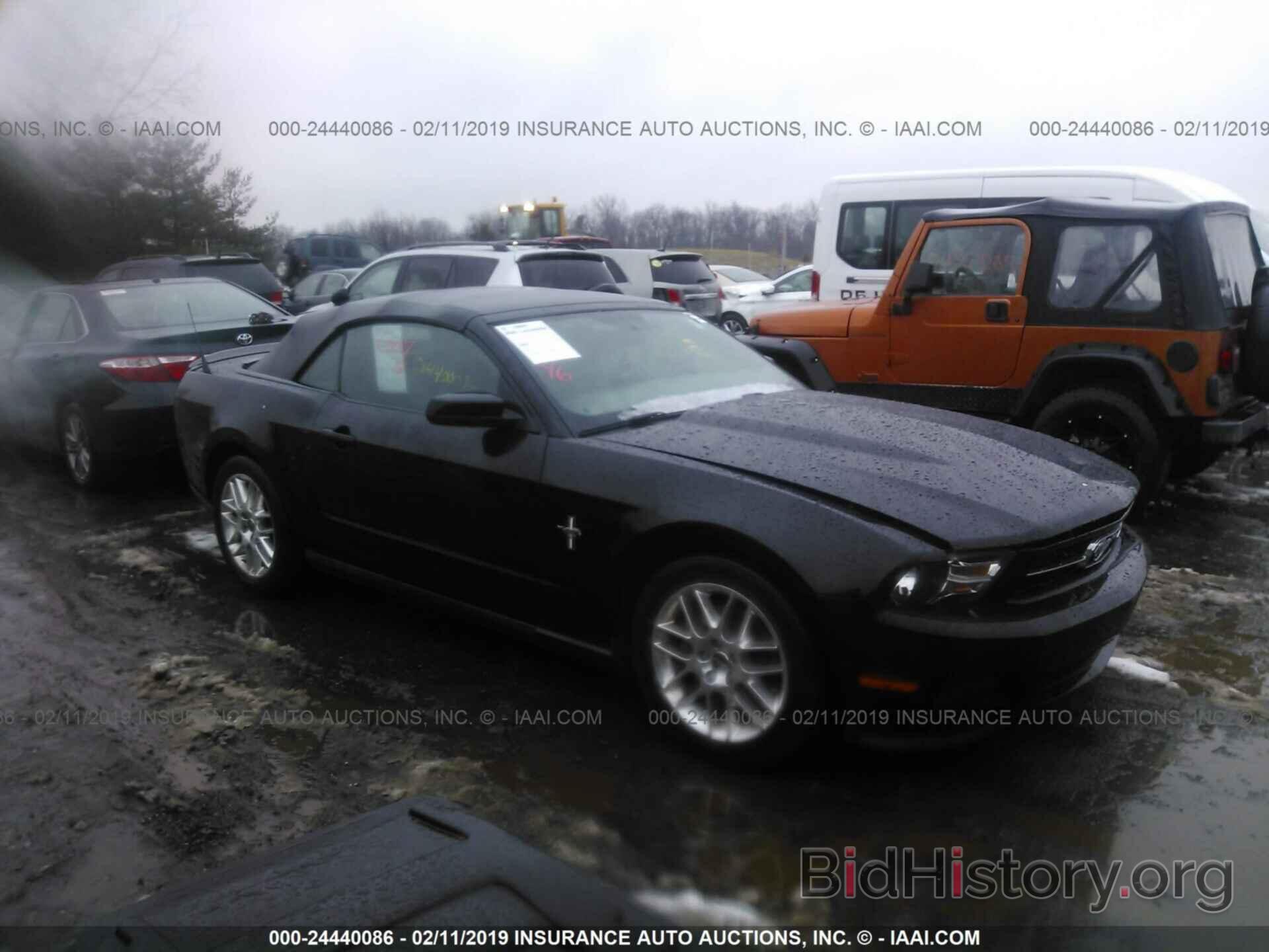 Photo 1ZVBP8EMXC5274602 - FORD MUSTANG 2012