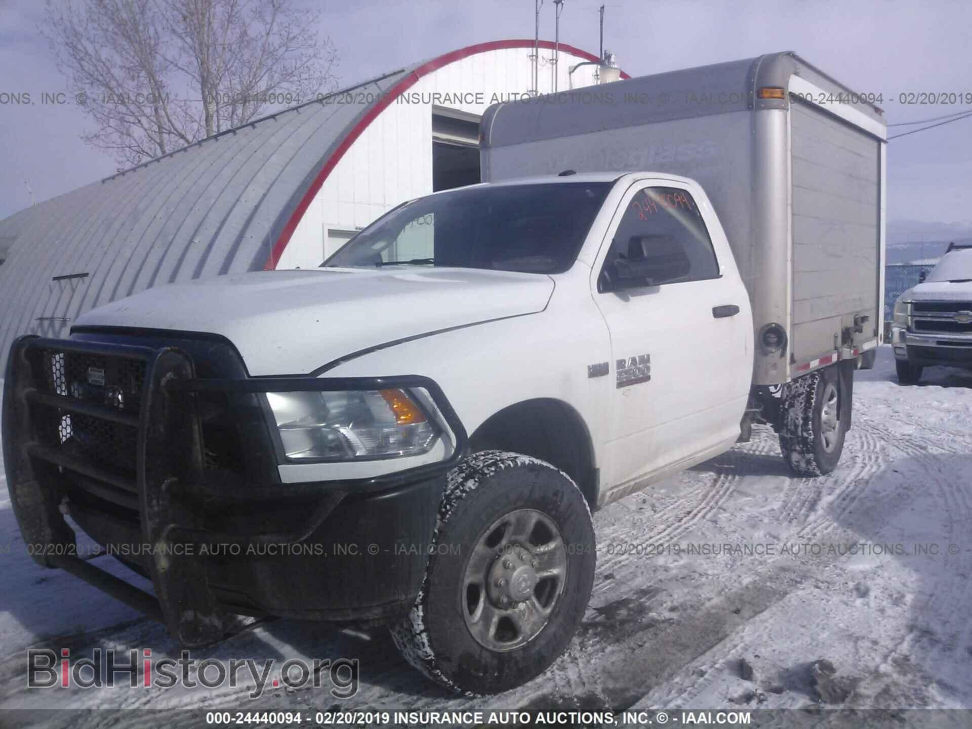 2017 RAM 2500 - VIN: 3C7WR5AT5HG551122 - Фото 2