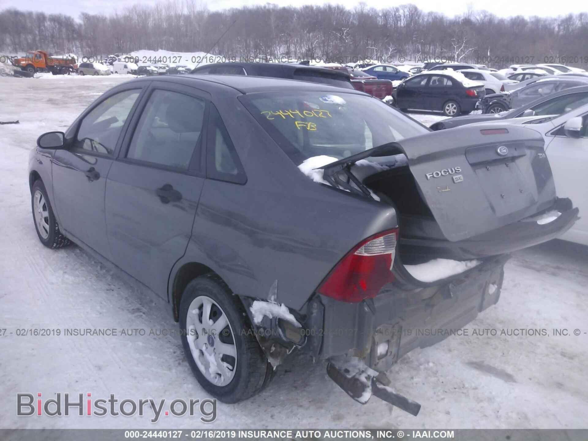 2005 FORD FOCUS - VIN: 1FAFP34N75W239942 - Фото 3