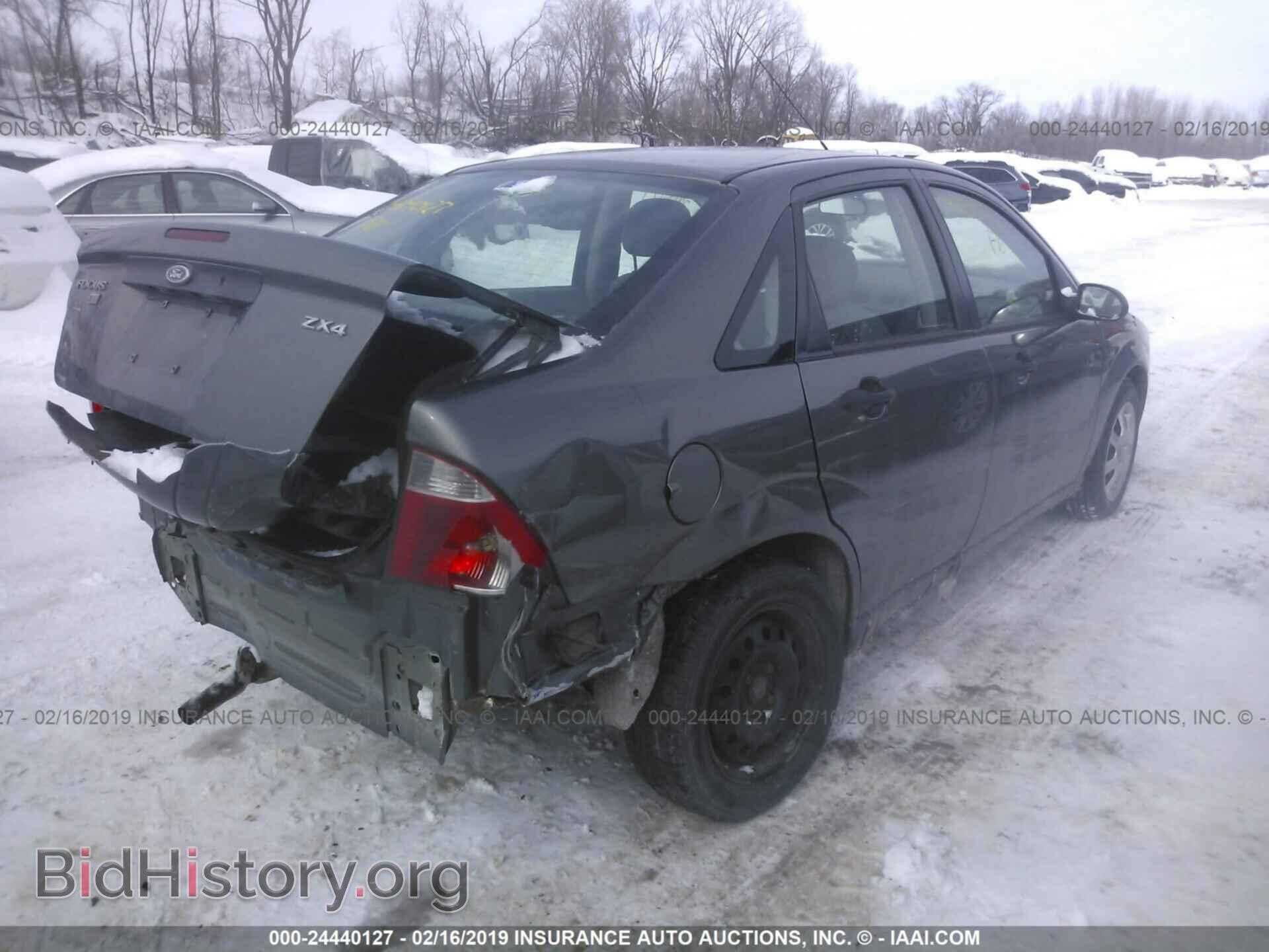 2005 FORD FOCUS - VIN: 1FAFP34N75W239942 - Фото 4