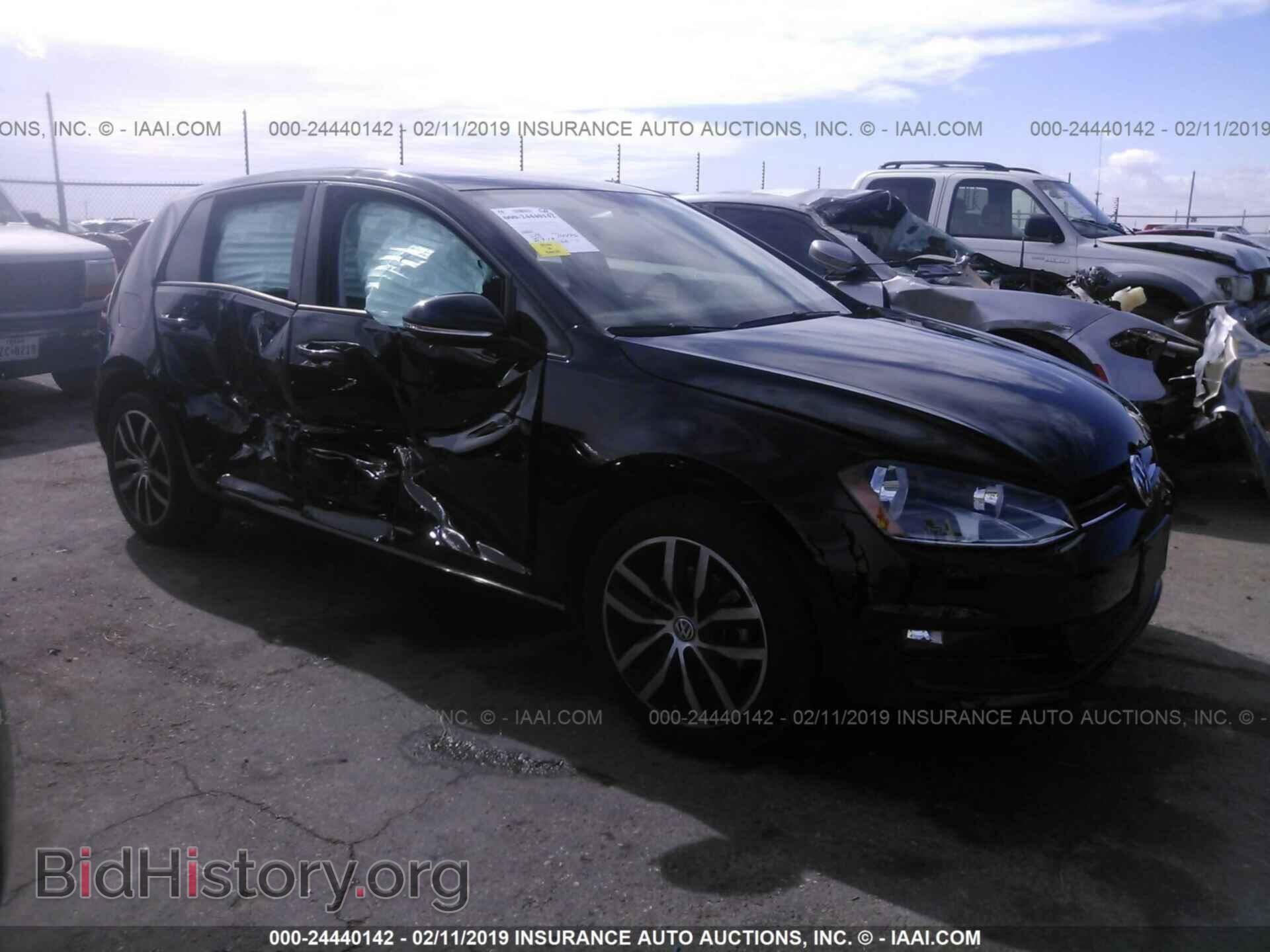 Фотография 3VW217AU7HM041070 - VOLKSWAGEN GOLF 2017