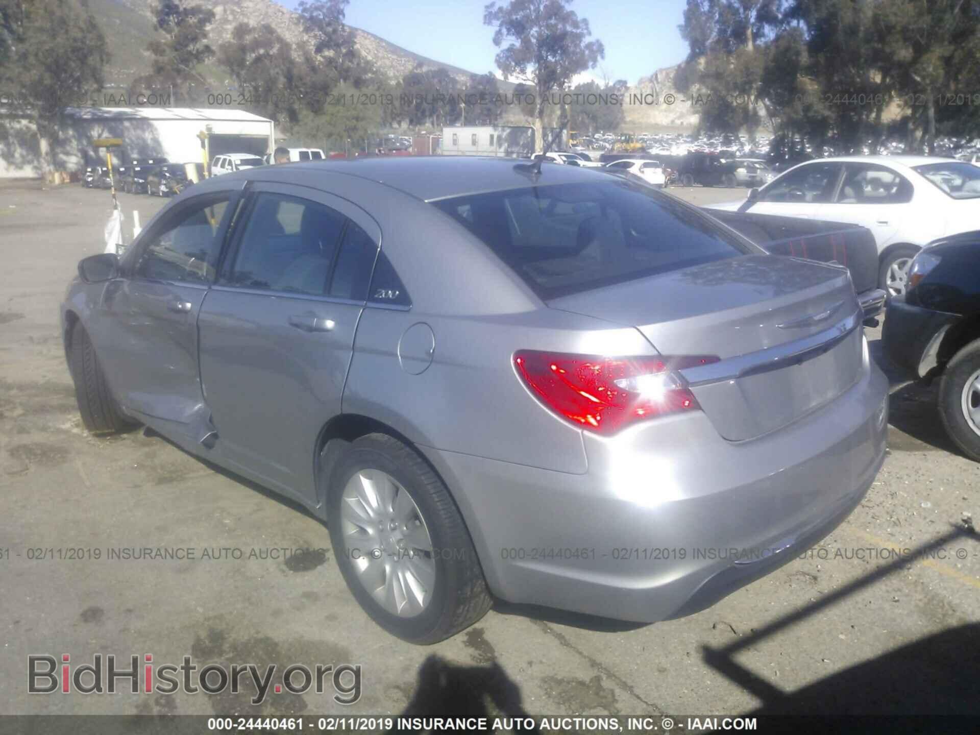 2014 CHRYSLER 200 - VIN: 1C3CCBAB3EN210574 - Photo 3