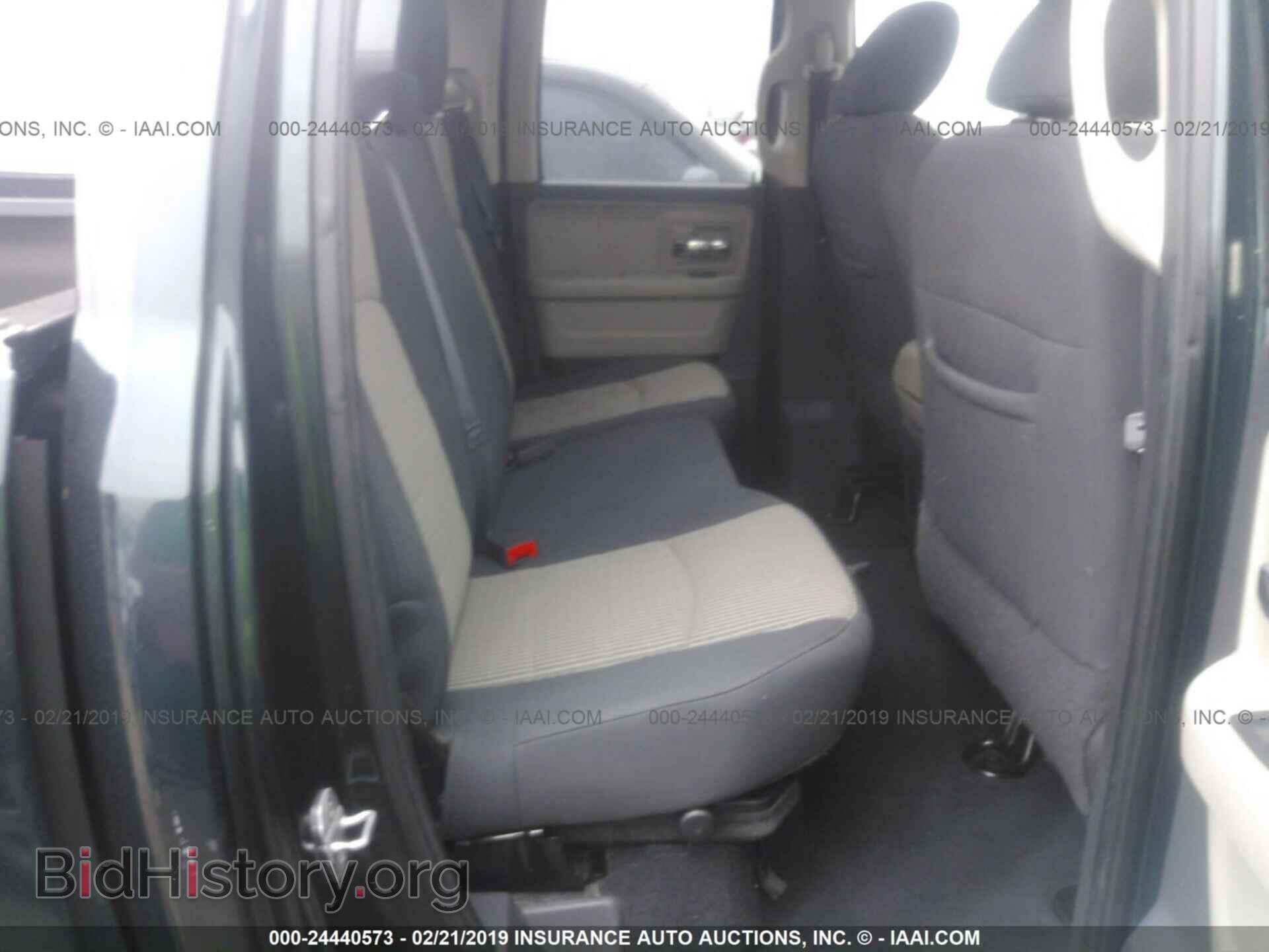 2011 DODGE RAM 1500 - VIN: 1D7RV1GT6BS549097 - Фото 8
