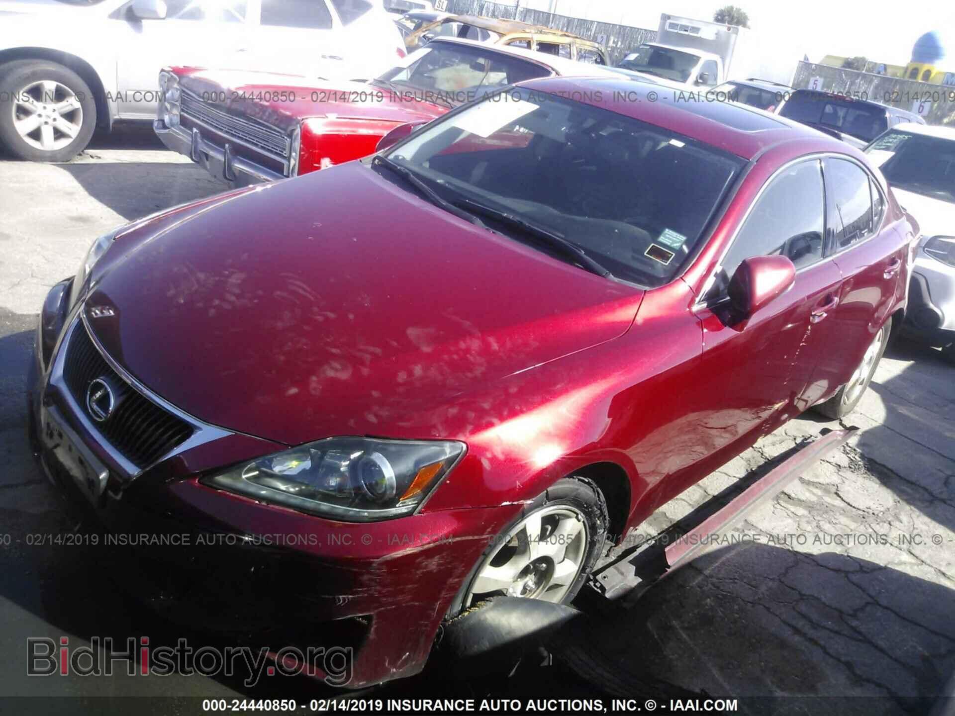 2011 LEXUS IS - VIN: JTHBF5C22B5139889 - Фото 2