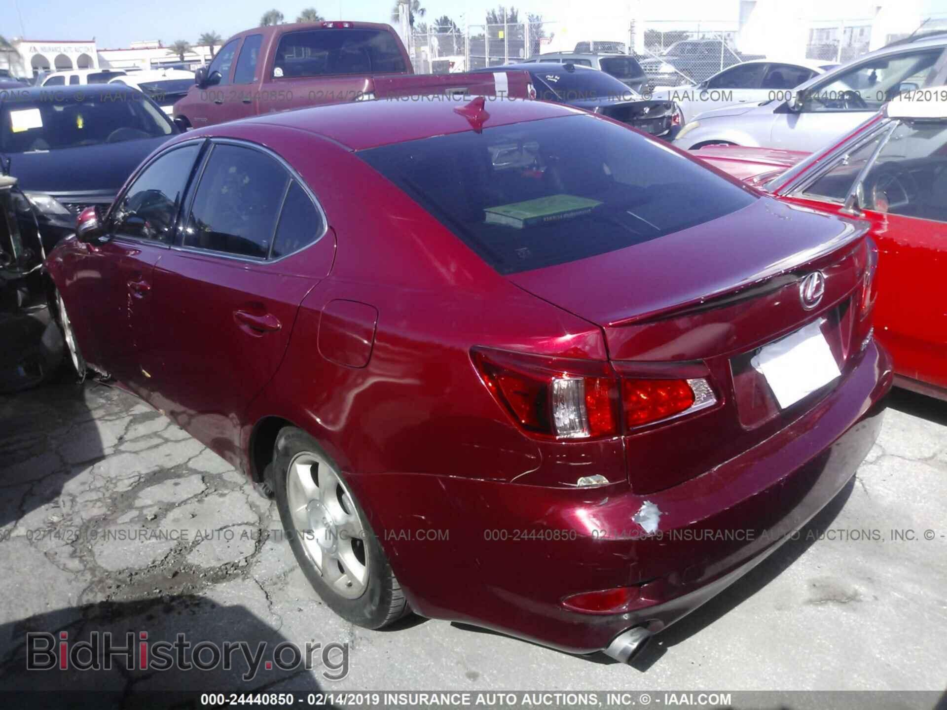 2011 LEXUS IS - VIN: JTHBF5C22B5139889 - Фото 3