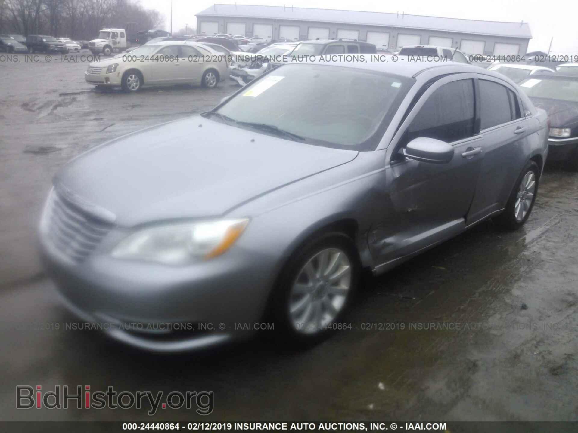 2014 CHRYSLER 200 - VIN: 1C3CCBBB9EN171665 - Фото 2
