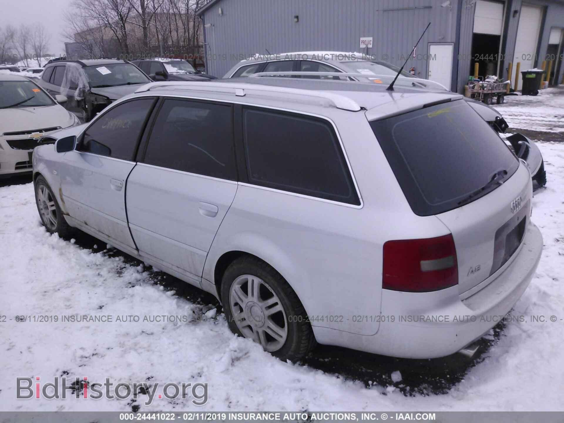 2011 AUDI A8 - VIN: WAURVAFD9BN005127 - Фото 3