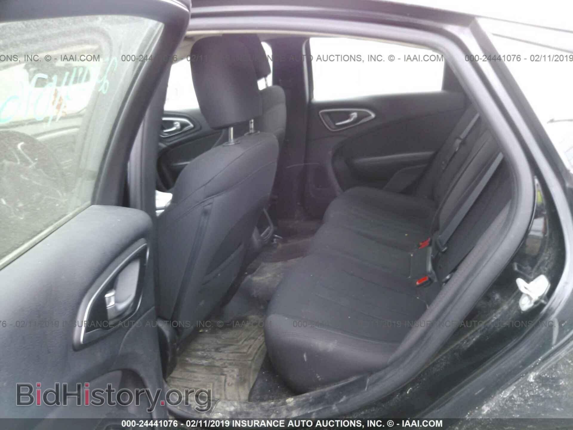 2015 CHRYSLER 200 - VIN: 1C3CCCAB0FN744672 - Фото 8