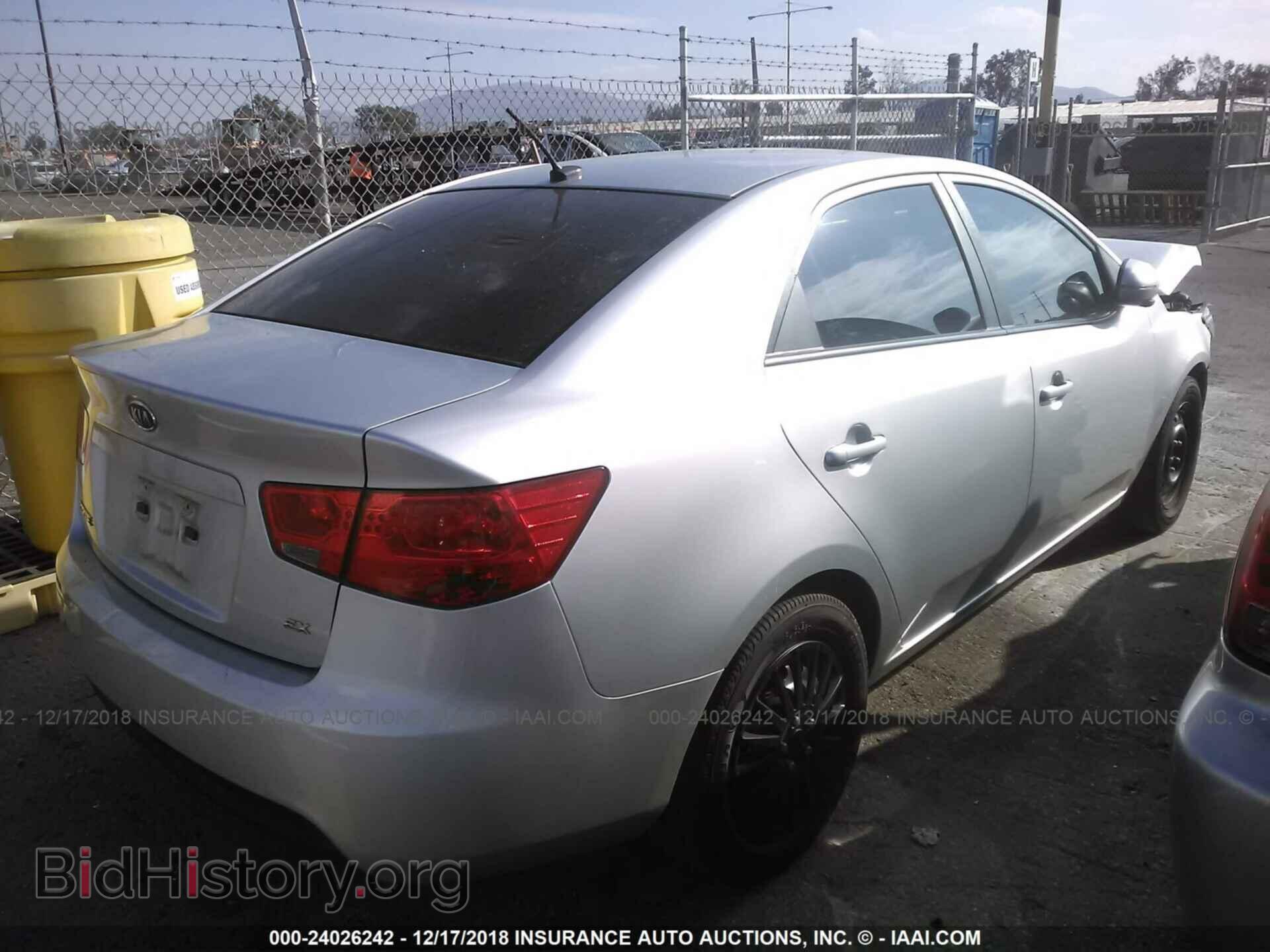 2013 KIA FORTE - VIN: KNAFU4A22D5736594 - Фото 4