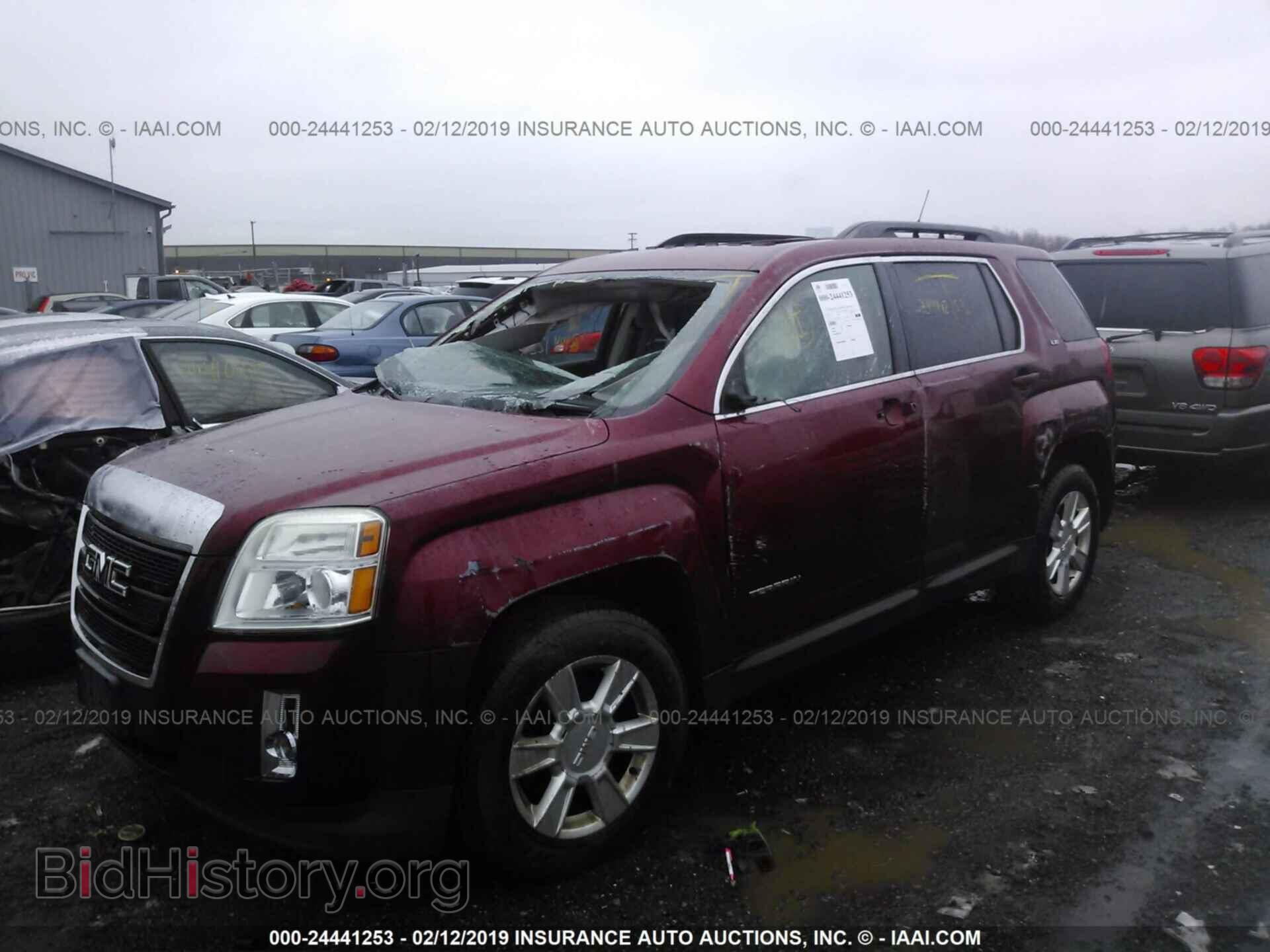 2011 GMC TERRAIN - VIN: 2CTALSEC7B6293856 - Фото 2