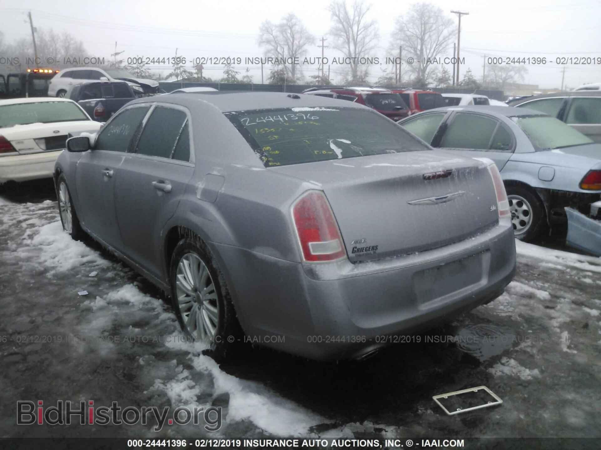2014 CHRYSLER 300 - VIN: 2C3CCARGXEH298025 - Фото 3