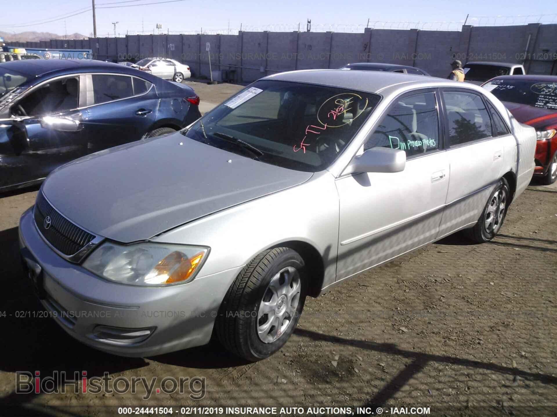 2002 TOYOTA AVALON - VIN: 4T1BF28B52U224123 - Фото 2