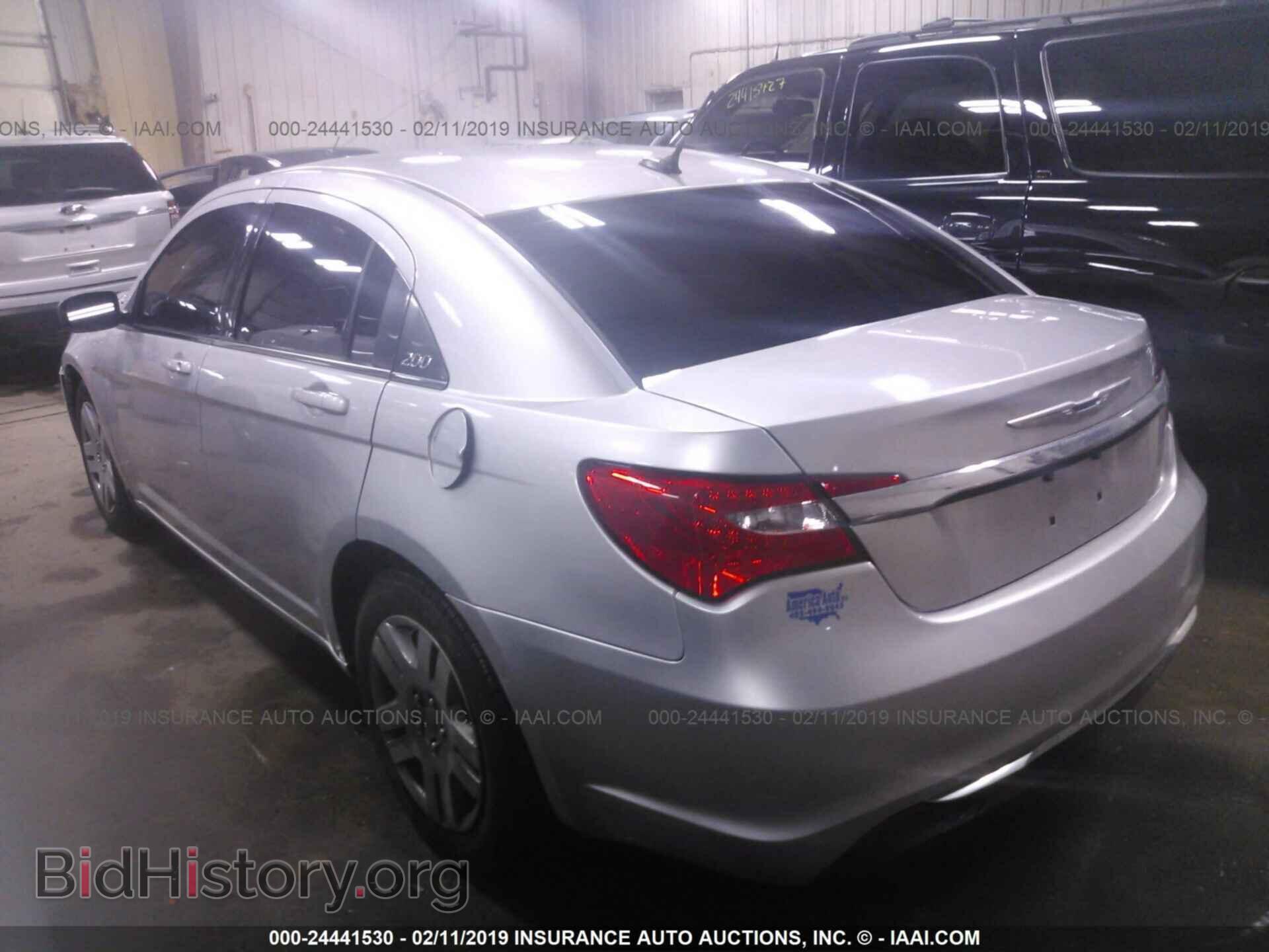 2012 CHRYSLER 200 - VIN: 1C3CCBAB5CN223212 - Фото 3