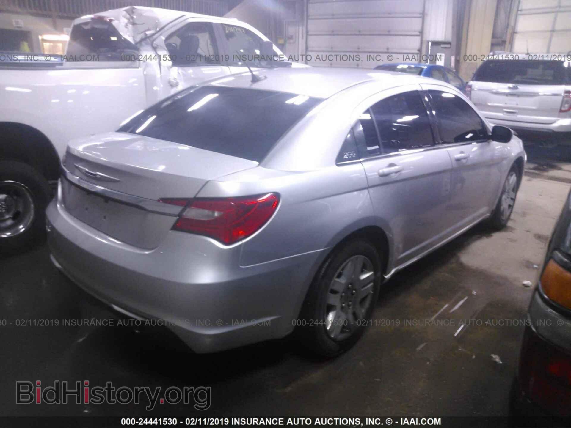 2012 CHRYSLER 200 - VIN: 1C3CCBAB5CN223212 - Фото 4