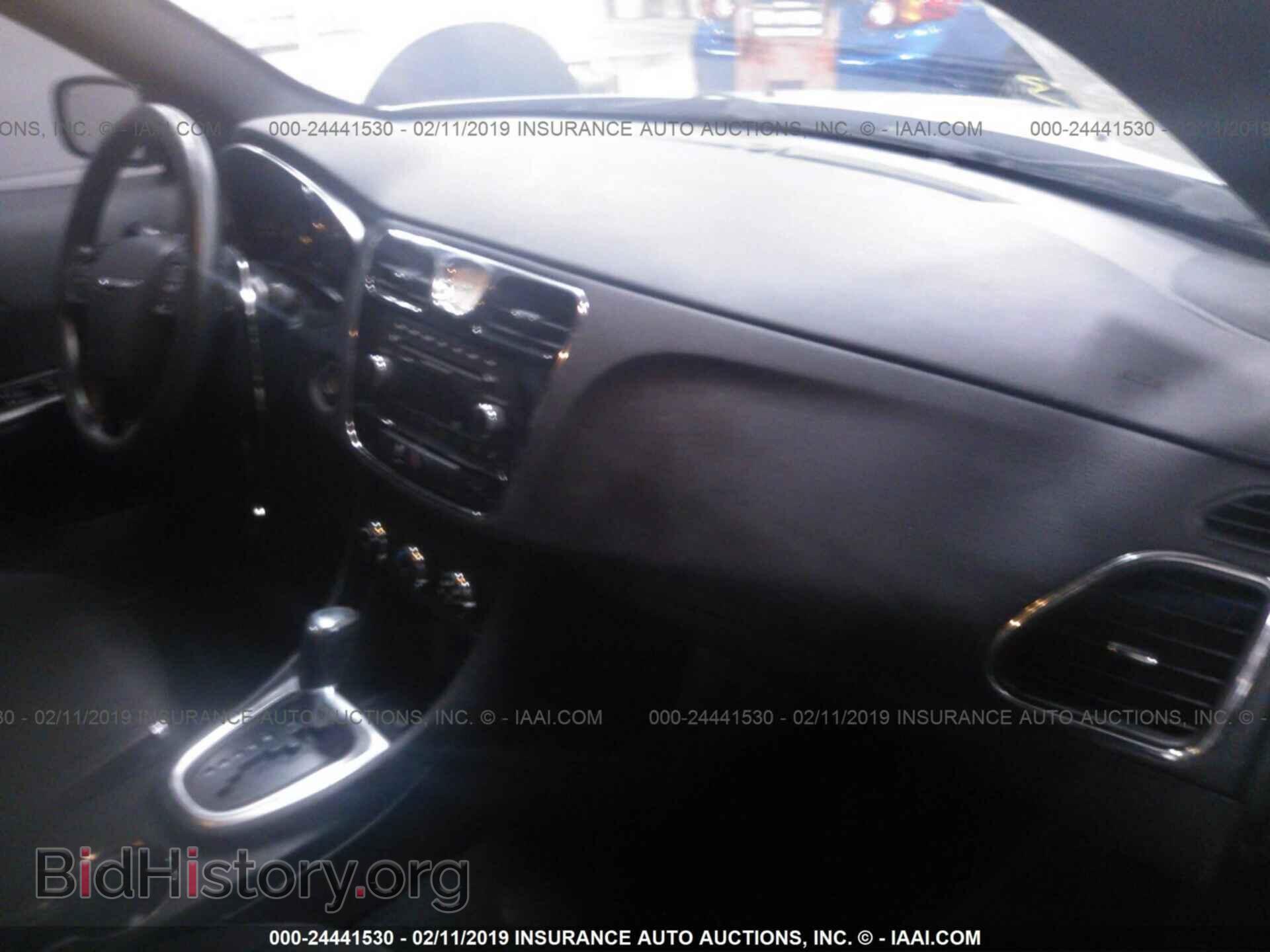 2012 CHRYSLER 200 - VIN: 1C3CCBAB5CN223212 - Фото 5